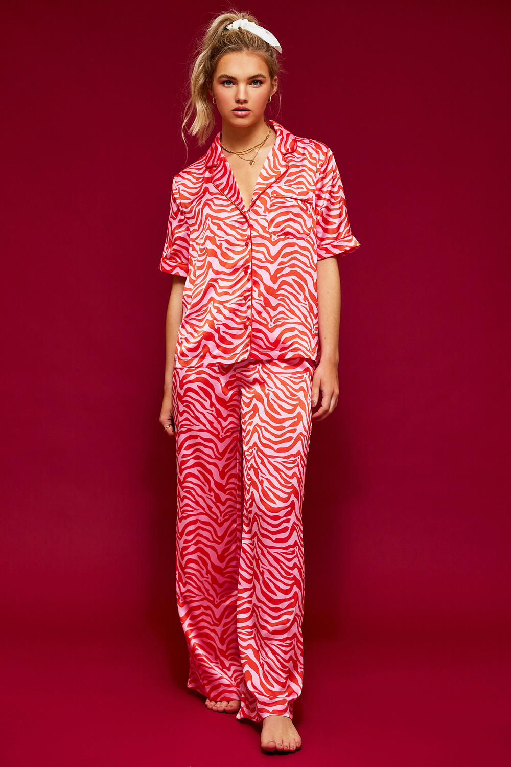 Pyjama trousers with zebra print