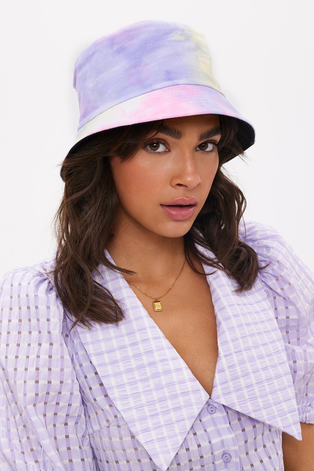 Paarse bucket hat met tie-dye print 