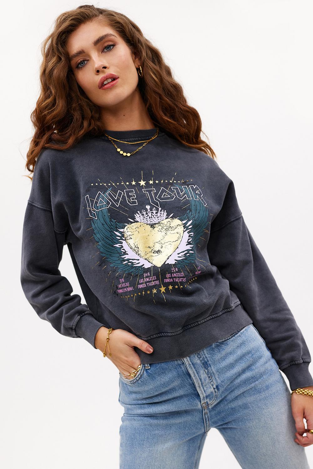 Grey sweater with love tour print