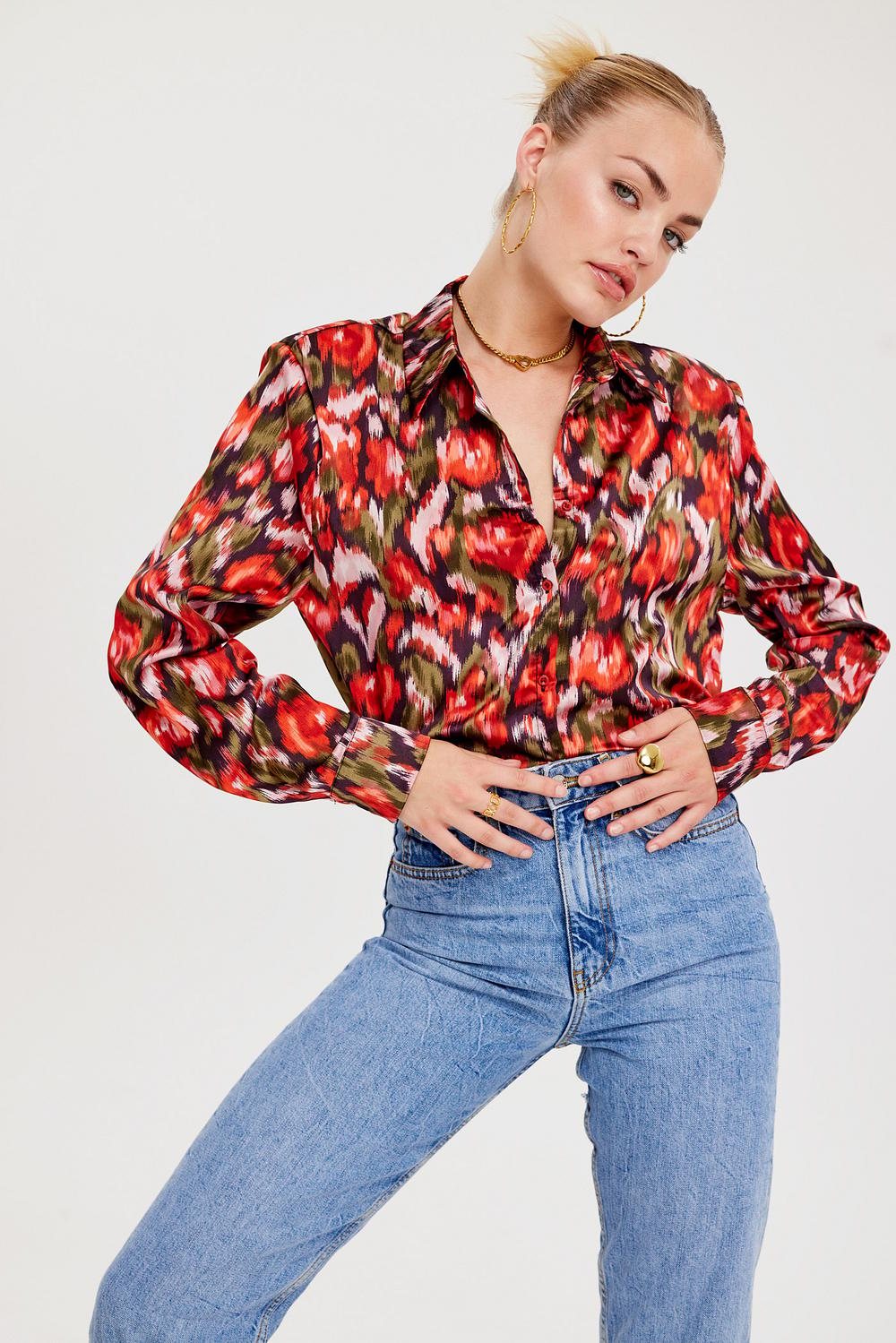 Blouse with graphic print
