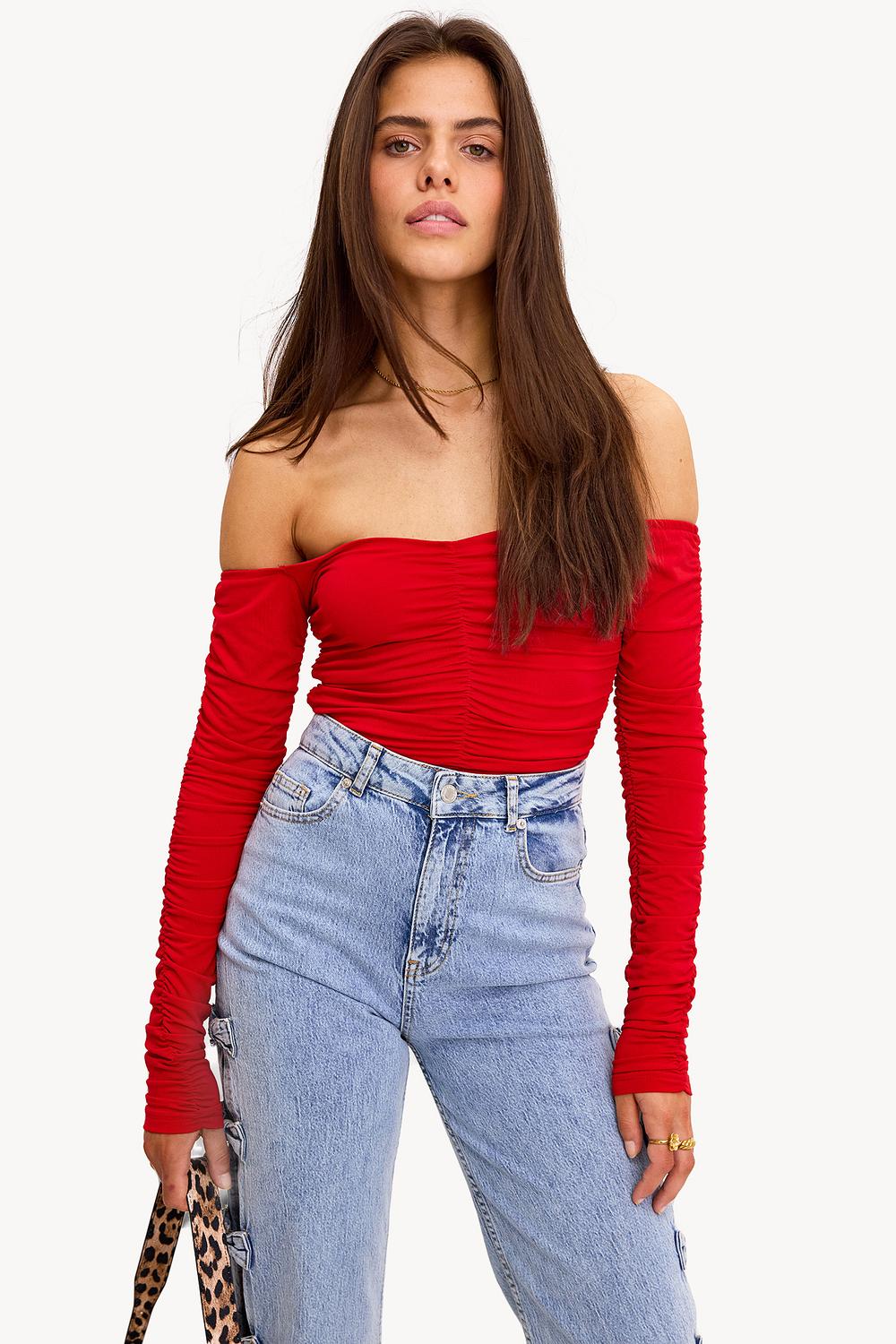 Haut rouge
