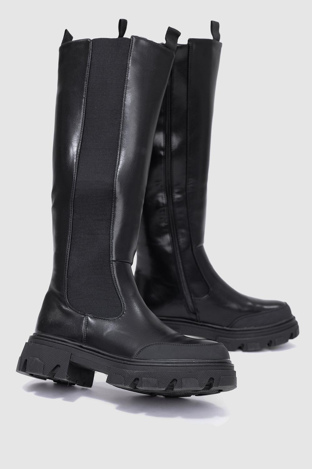 Black chelsea boots