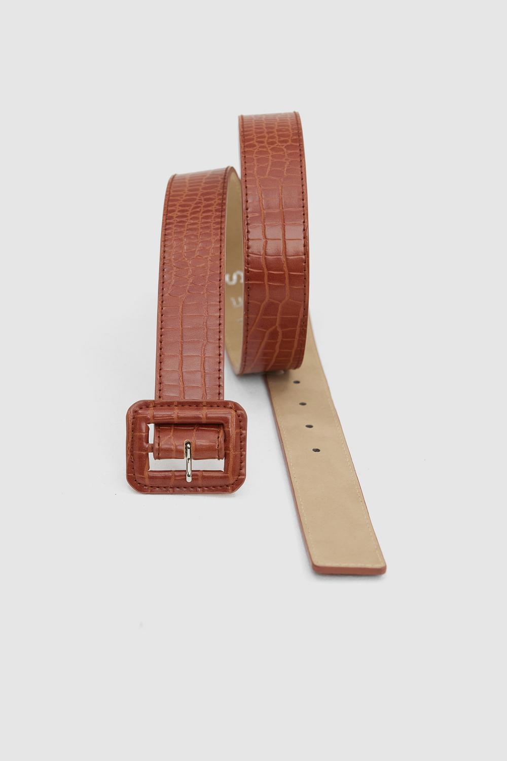 Brown belt with croco texture