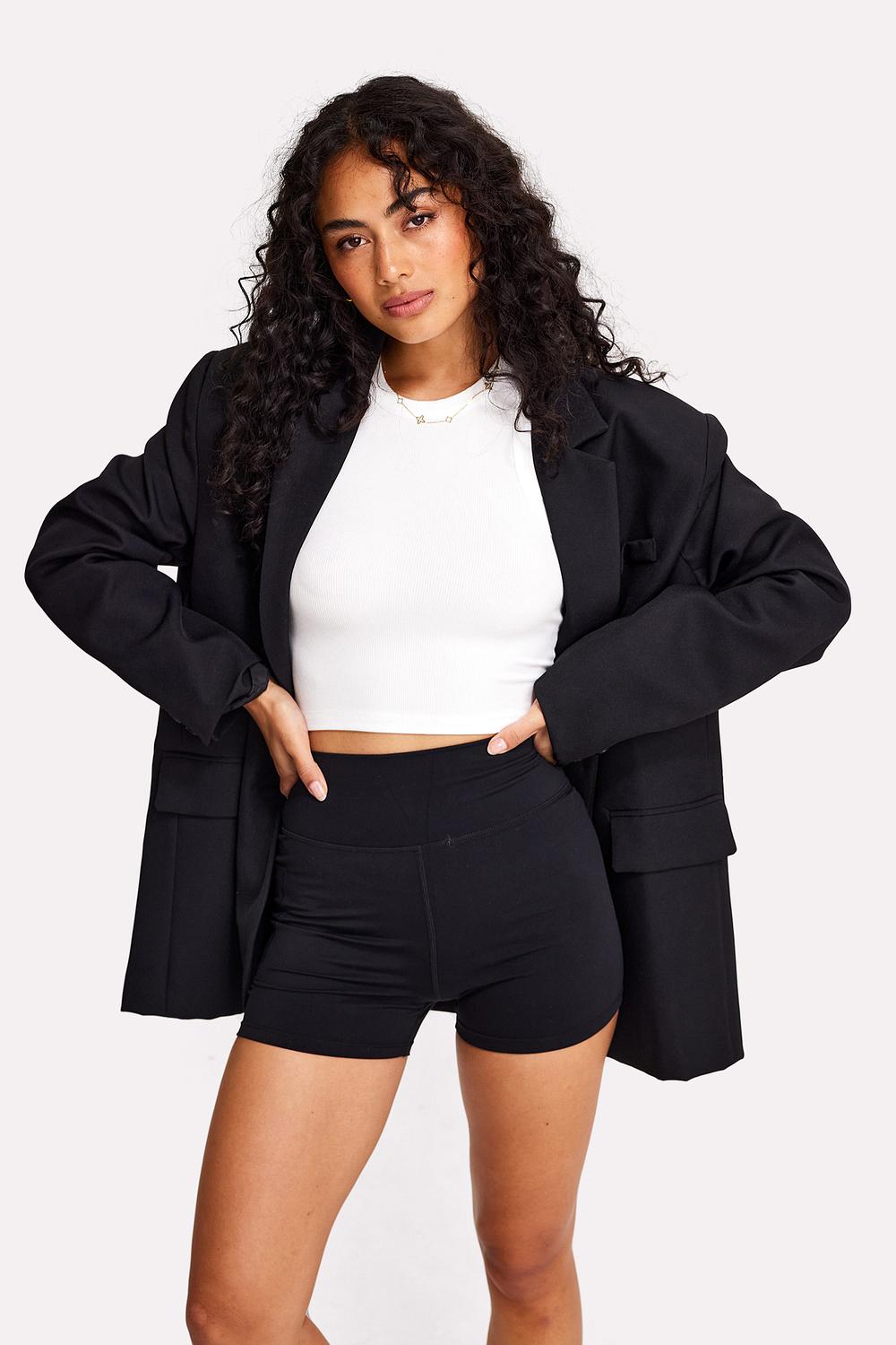 Pantalón corto negro