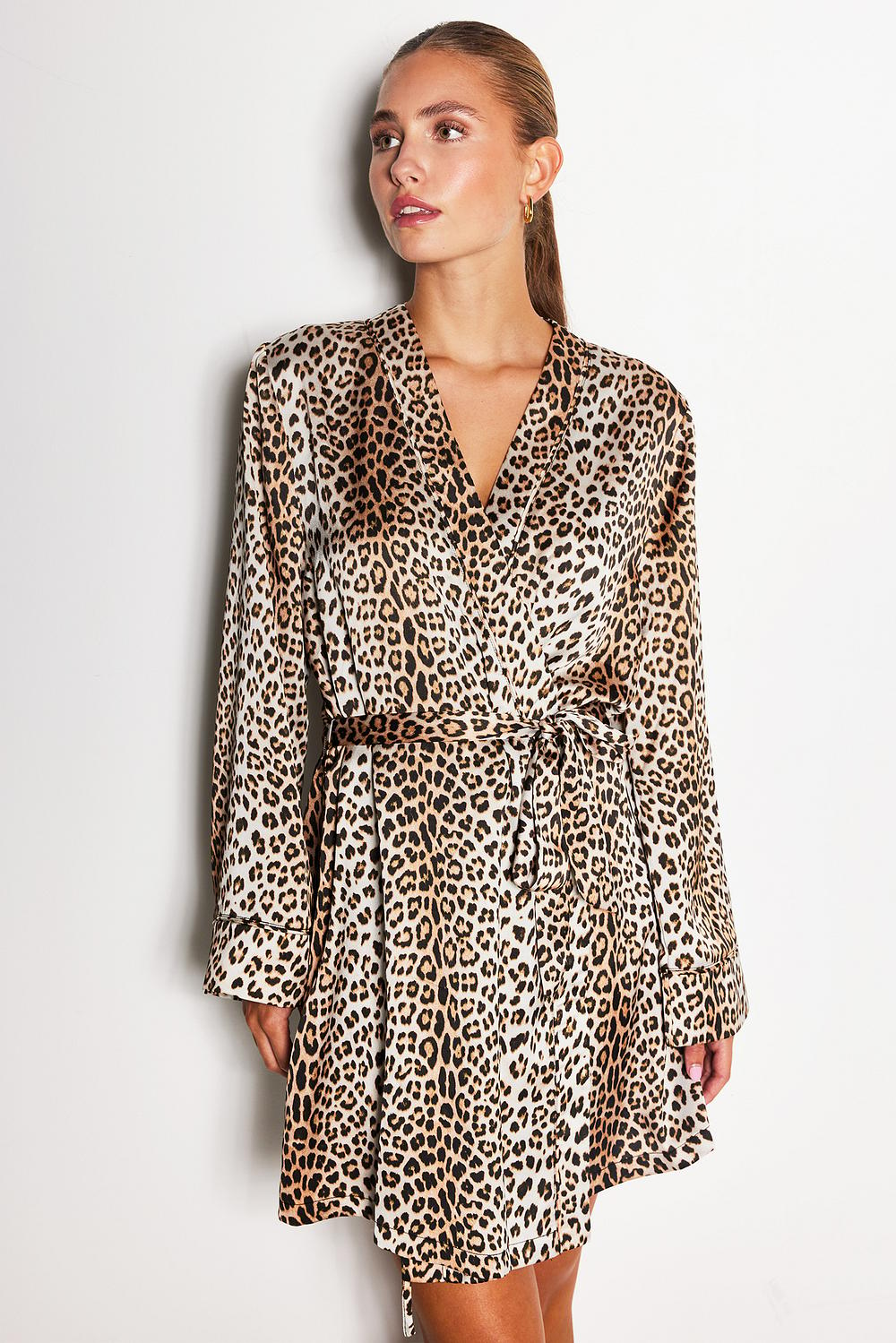 Brown bathrobe with leopard print