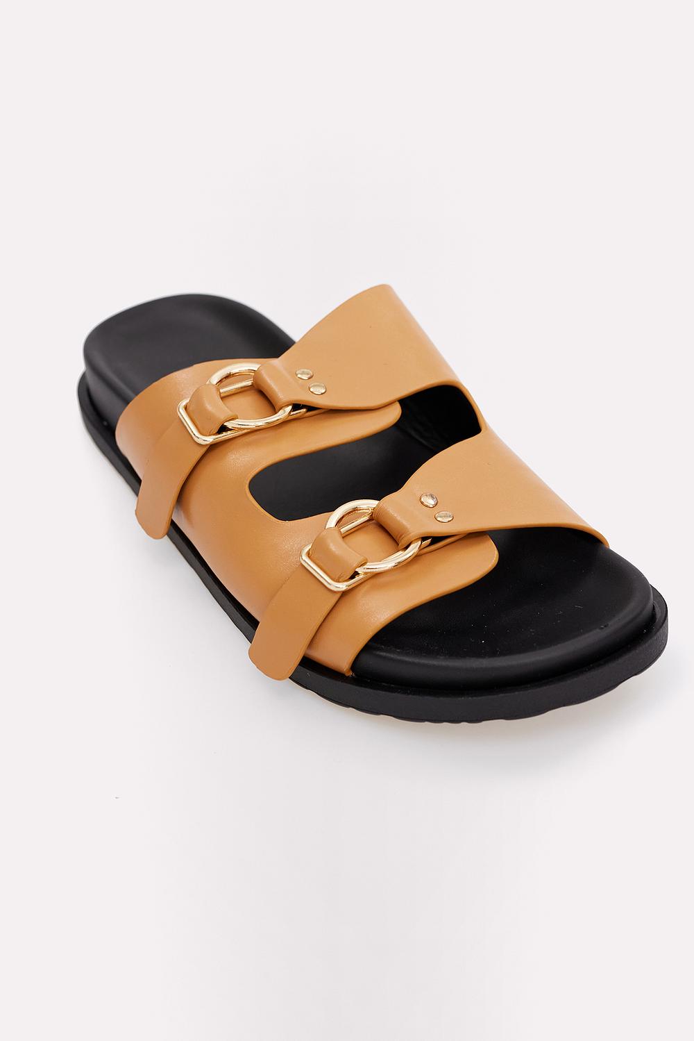 Sandalias marrones