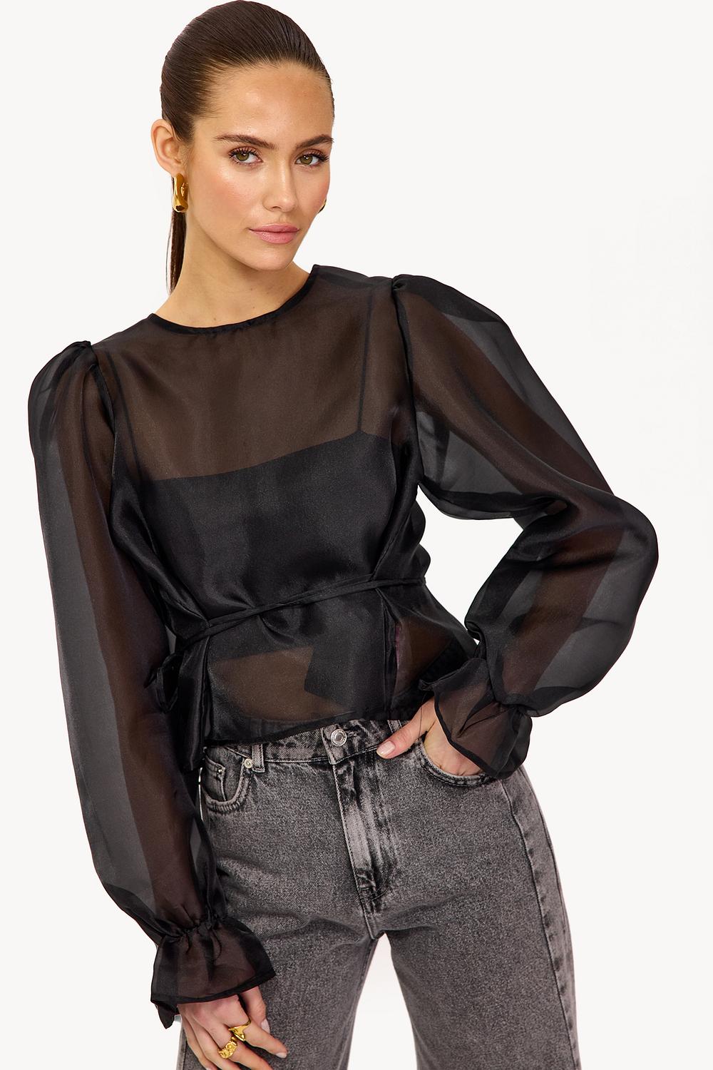 Blusa negra