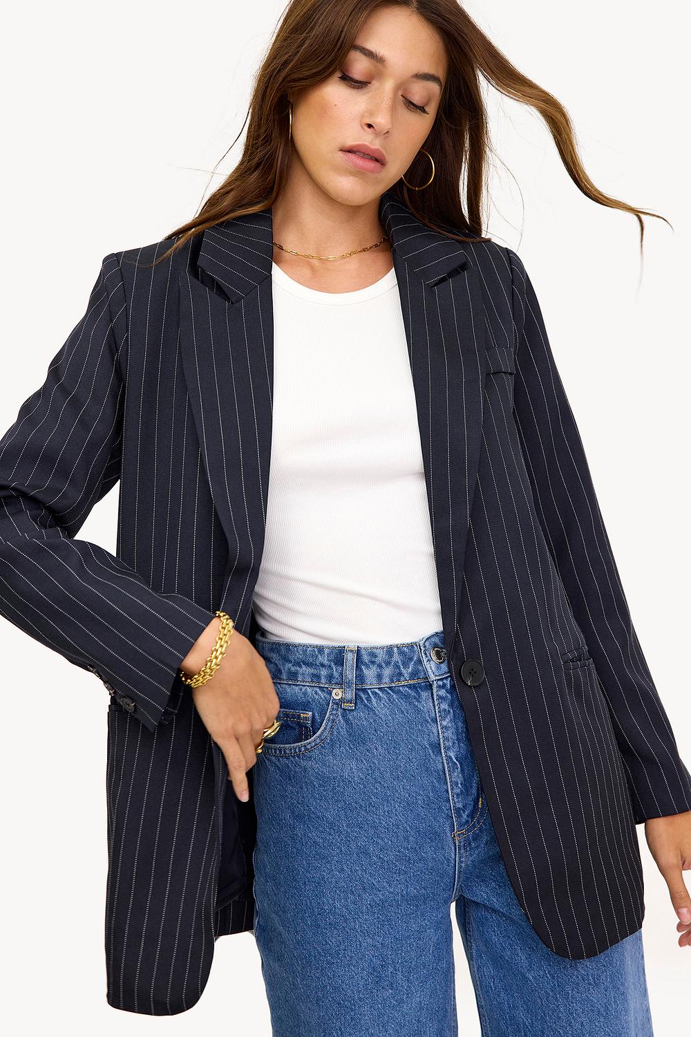 Blazer azul con rayas