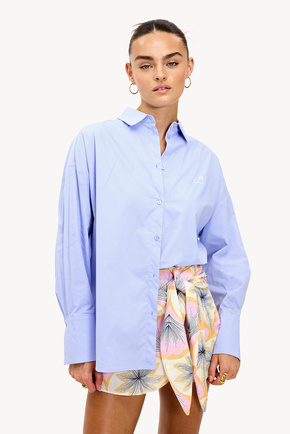 Blouse bleu clair