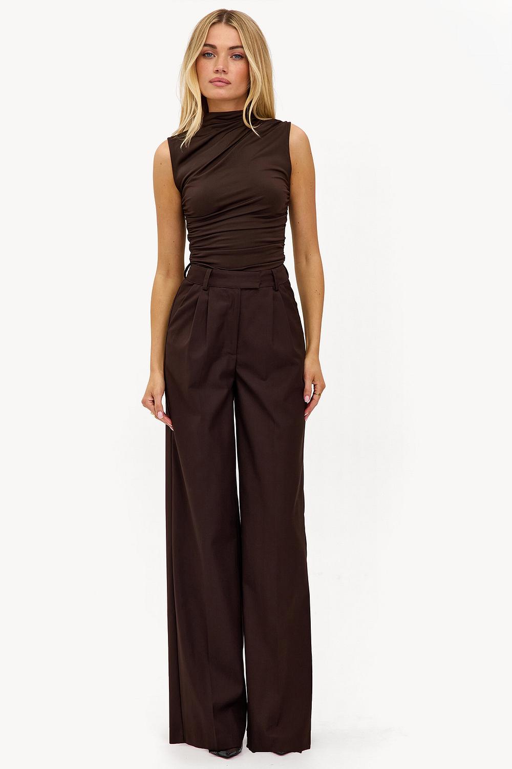 Pantalones marrones