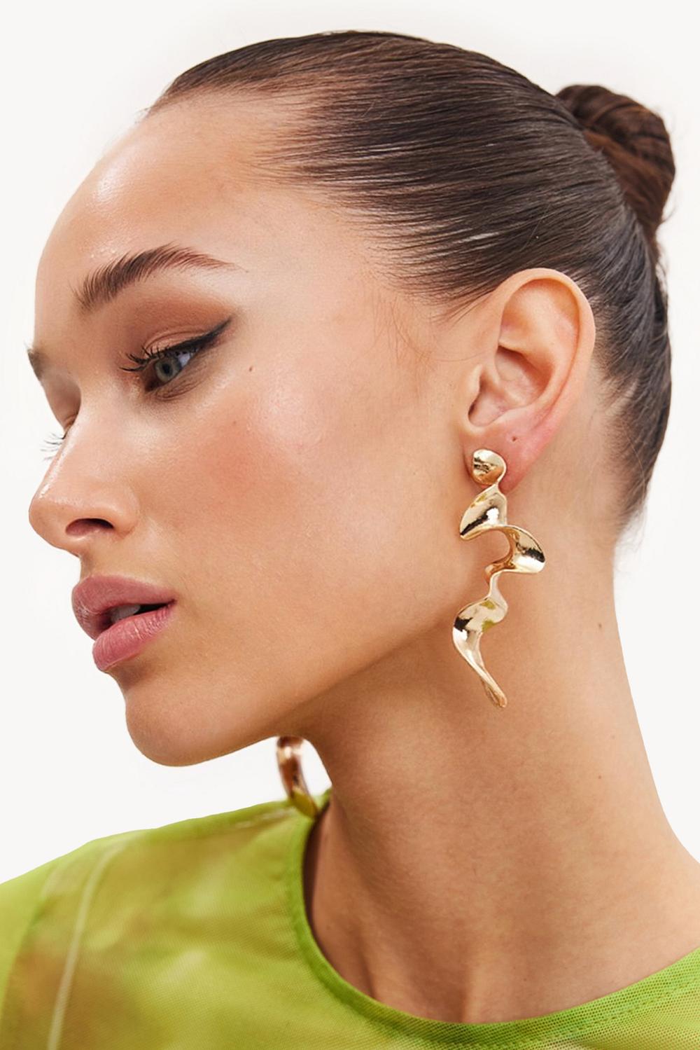 Pendientes dorados