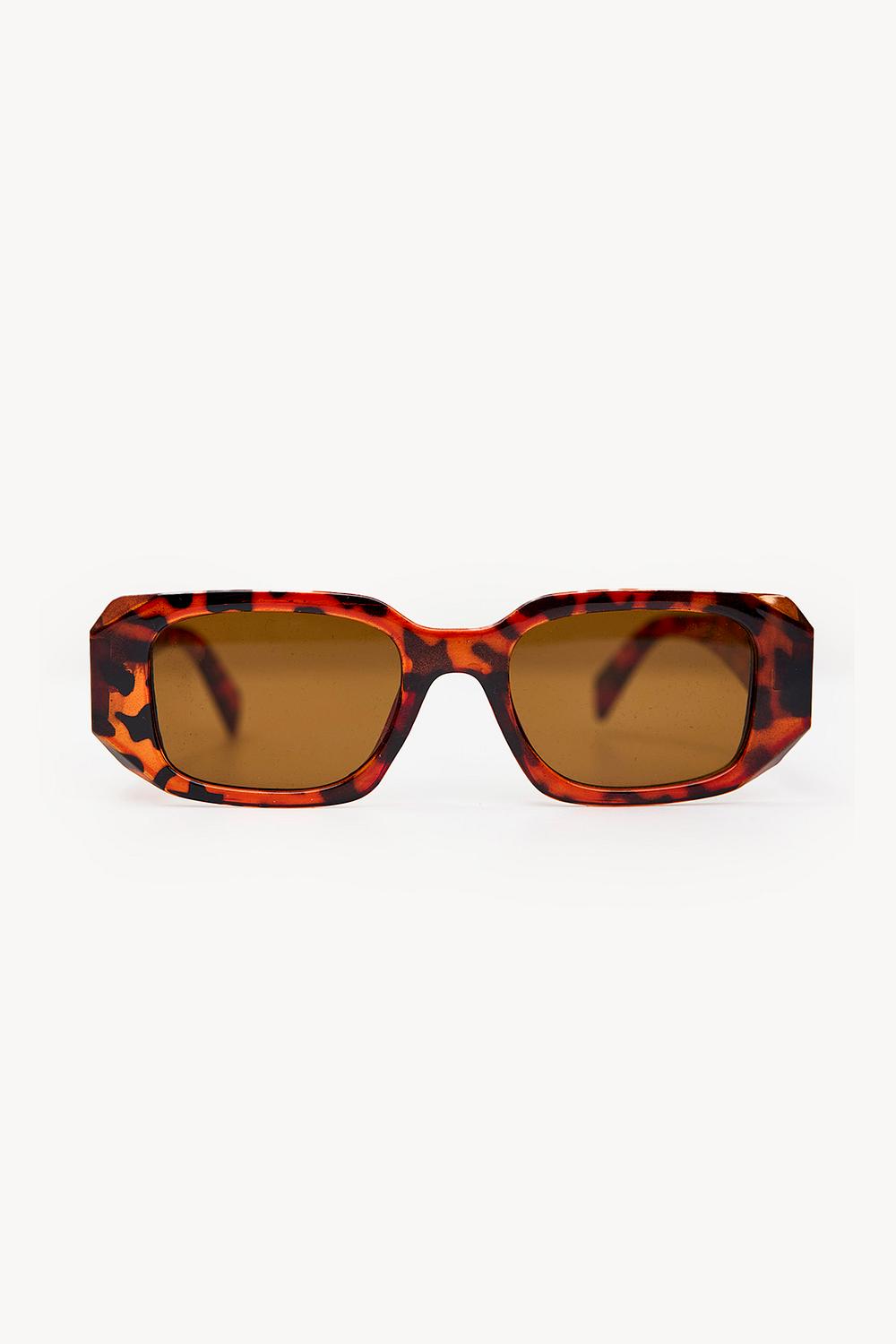 Gafas de sol marrones