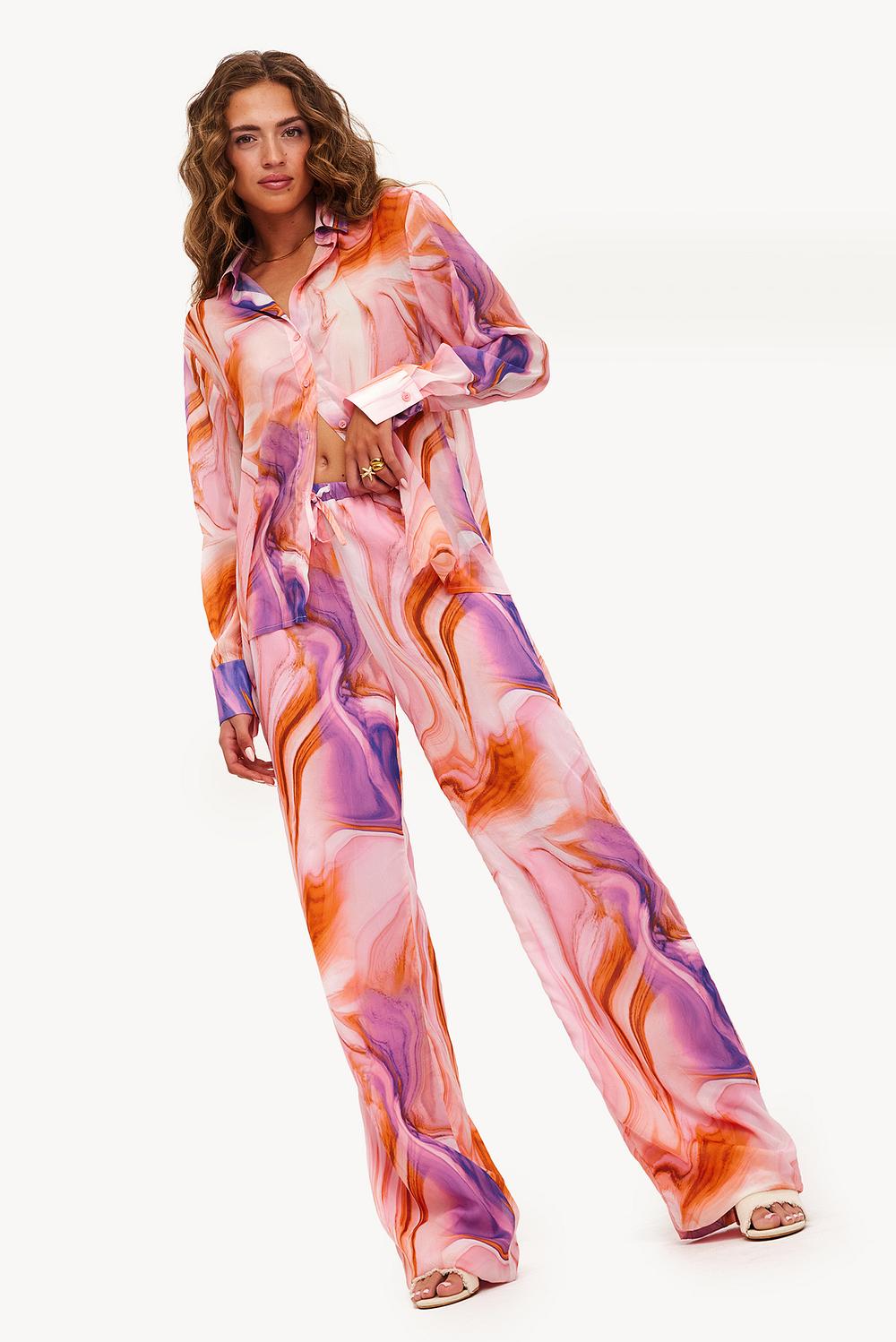 Pink trousers with swirl print