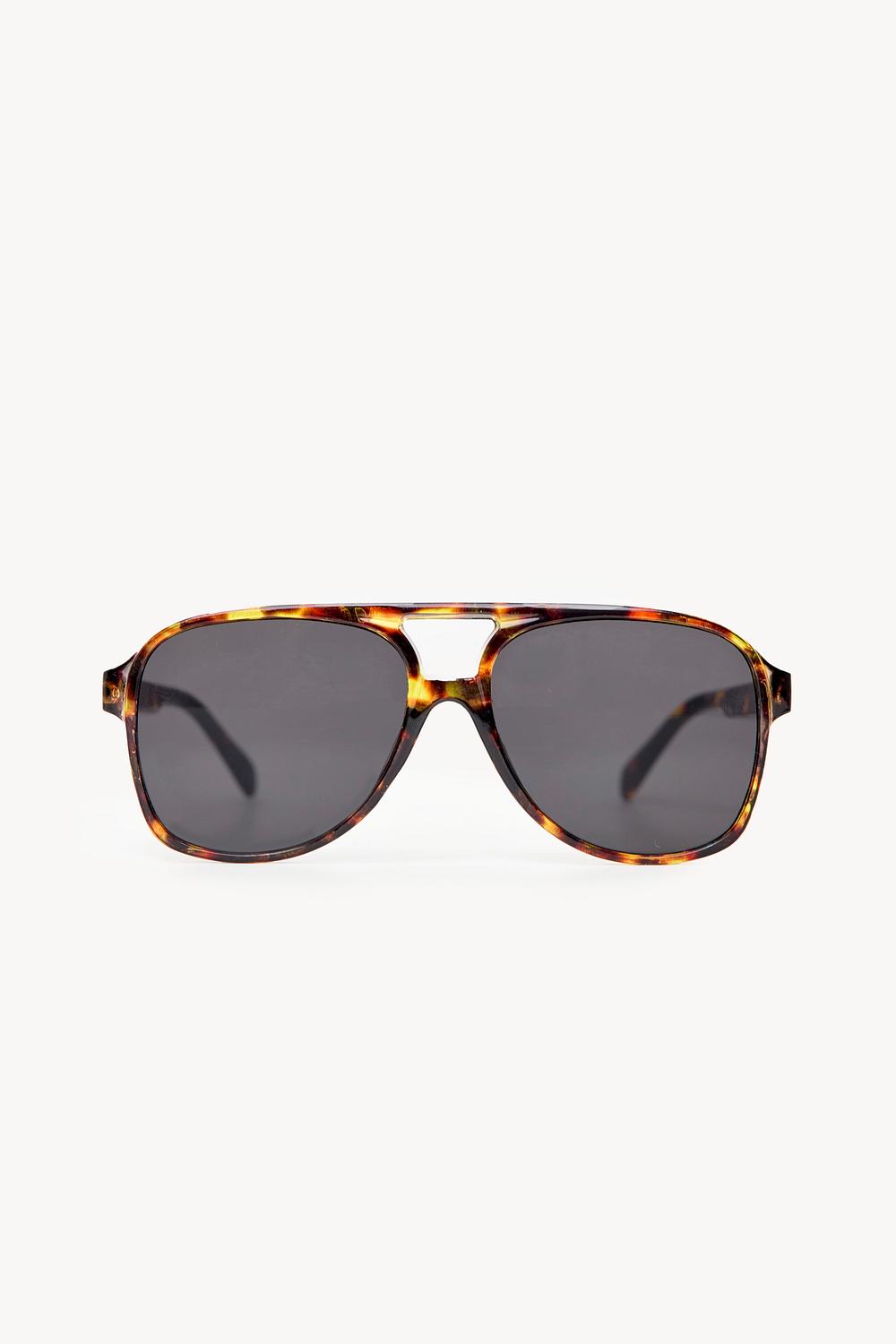 Gafas de sol marrones