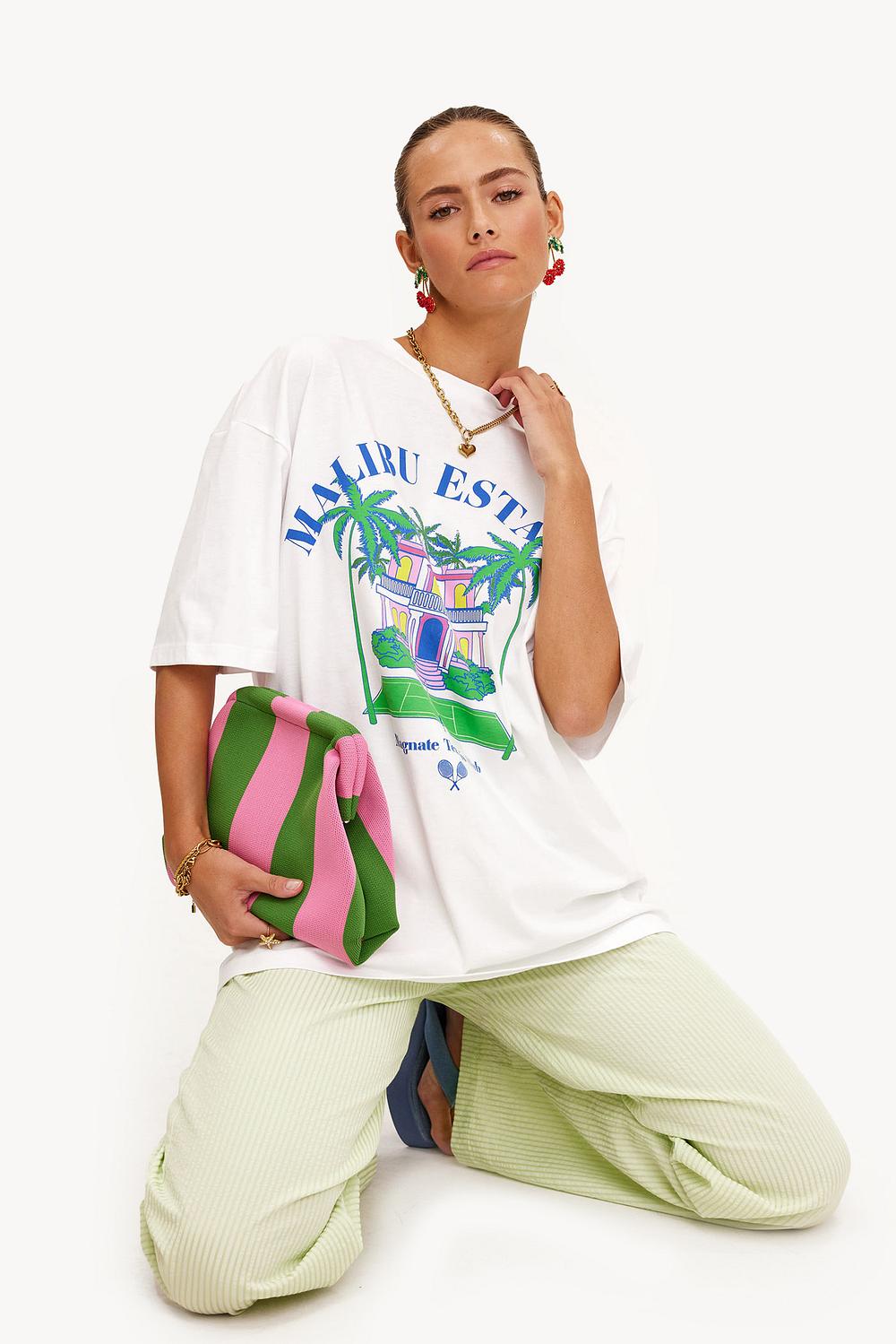 Camiseta blanca con mensaje