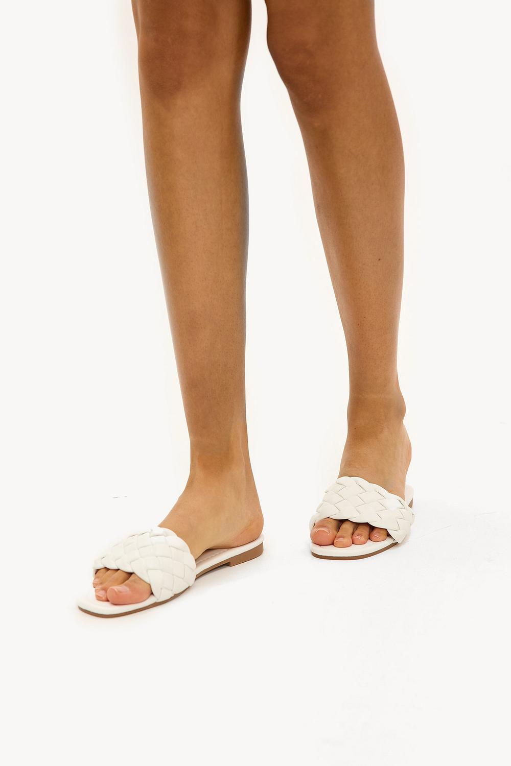 Witte slippers