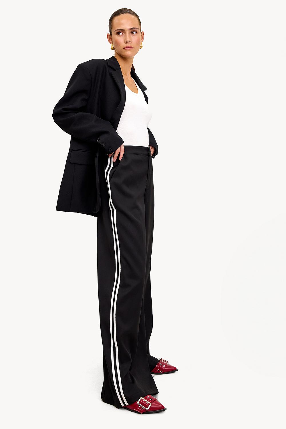 Pantalones negros
