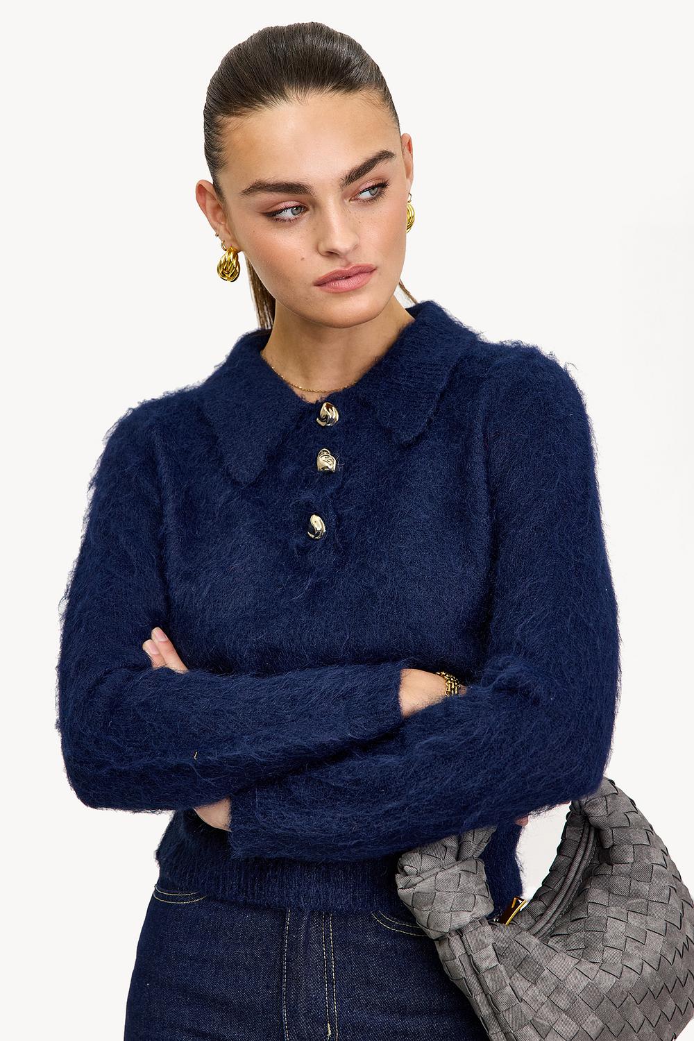 Pull bleu foncé