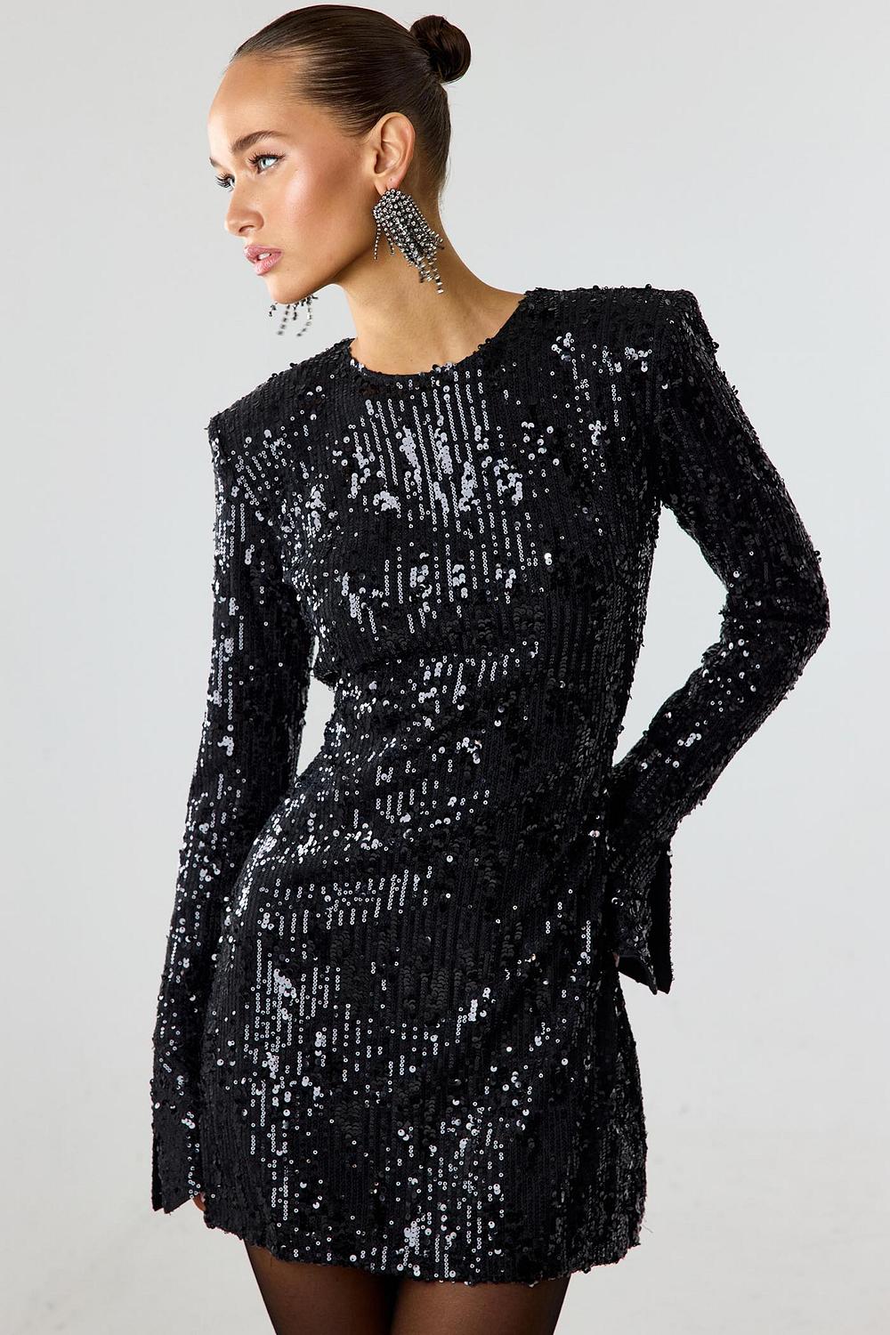 Vestido negro con lentejuelas