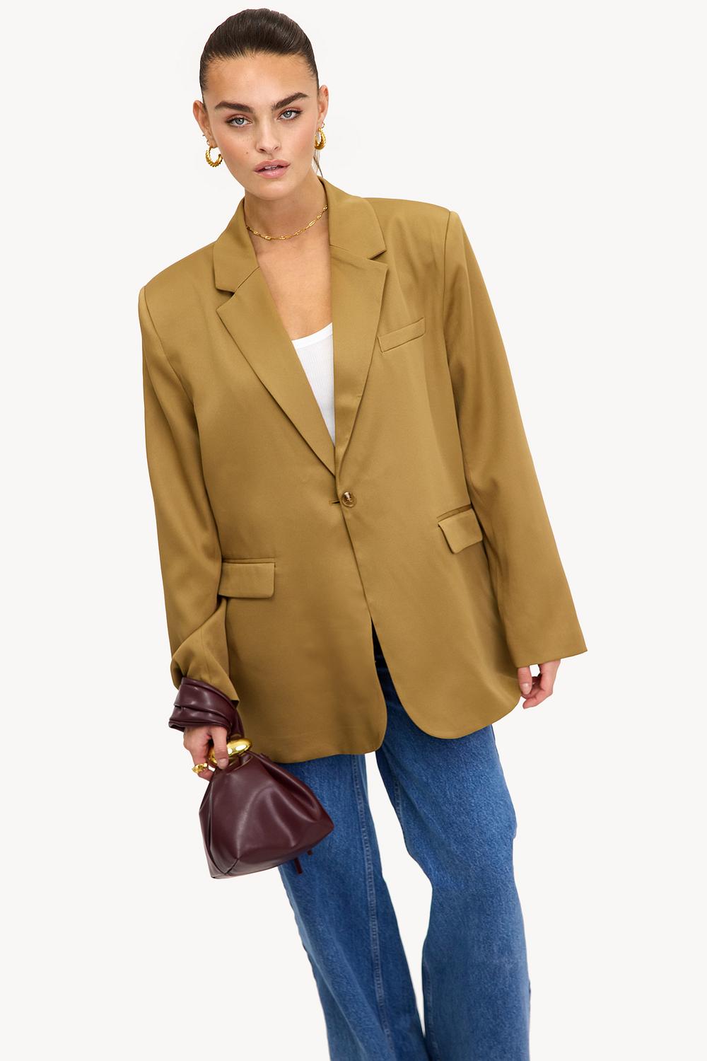 Blazer camel