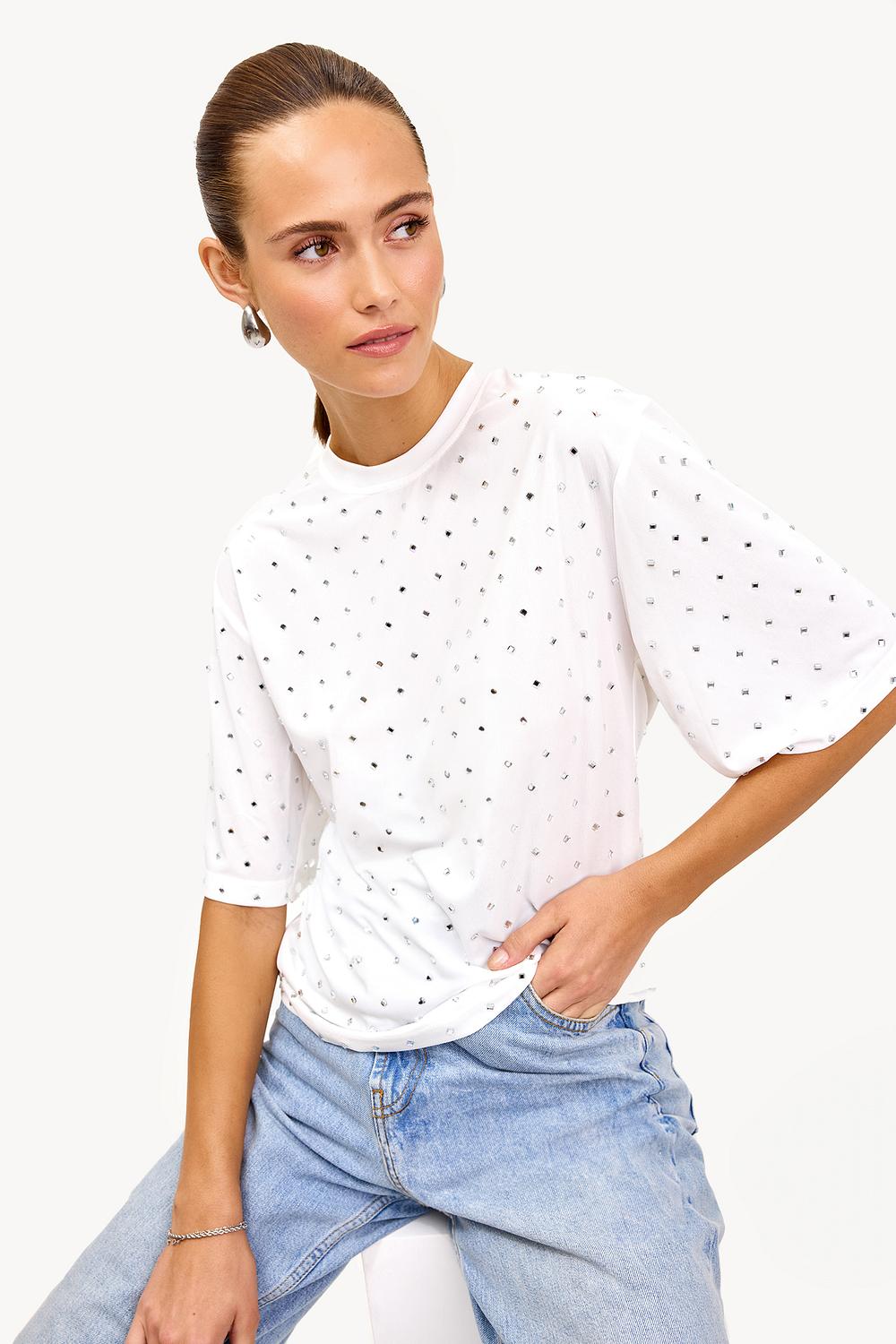 Camiseta blanca con strass