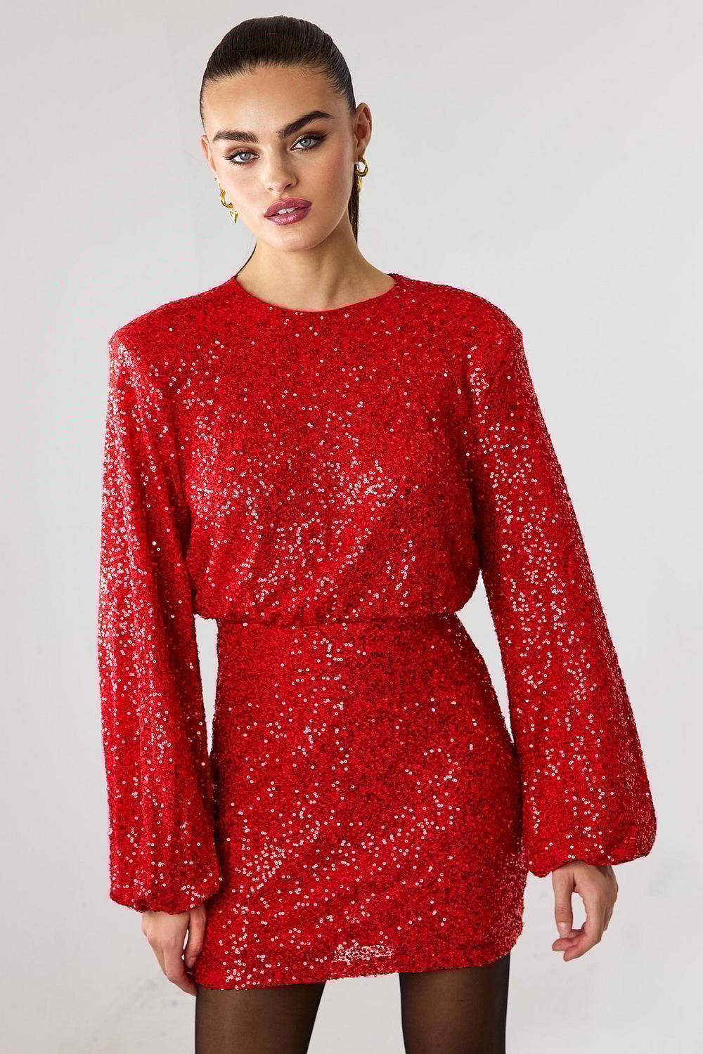 Robe rouge à paillettes