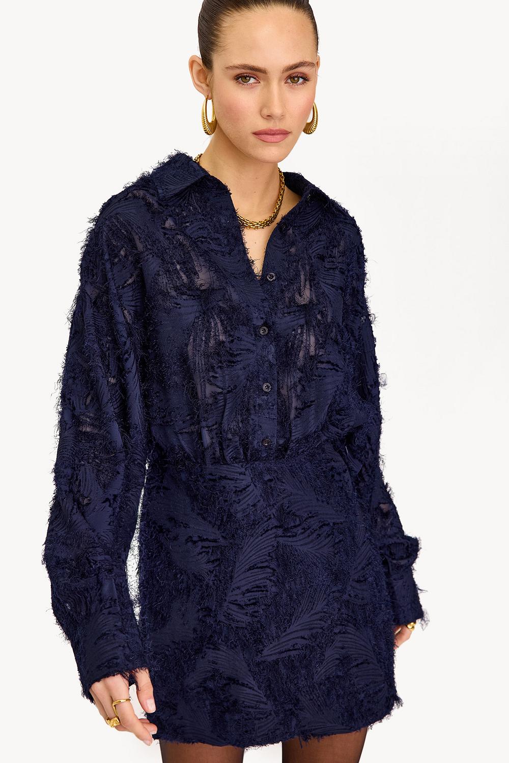 Robe bleu foncé