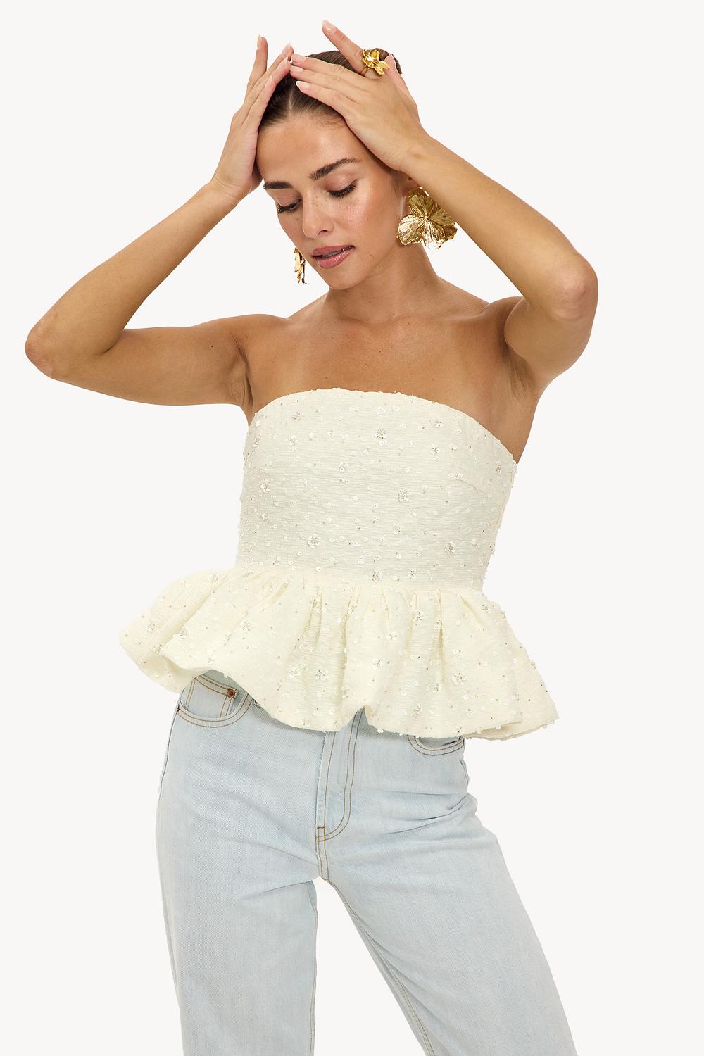 Top blanc avec paillettes