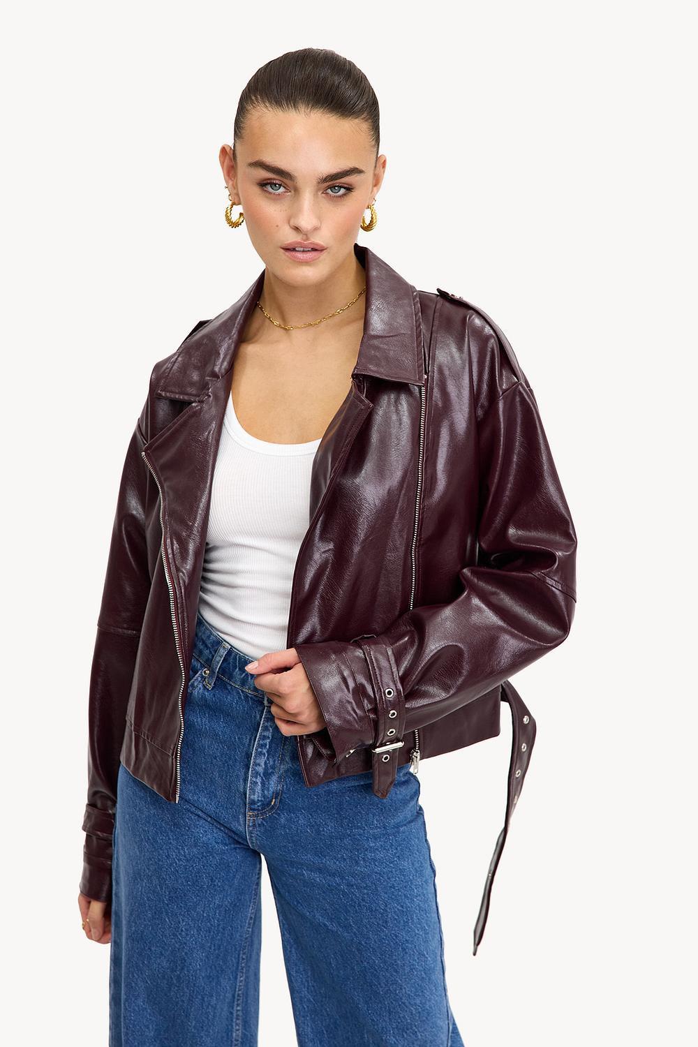 Chaqueta burdeos