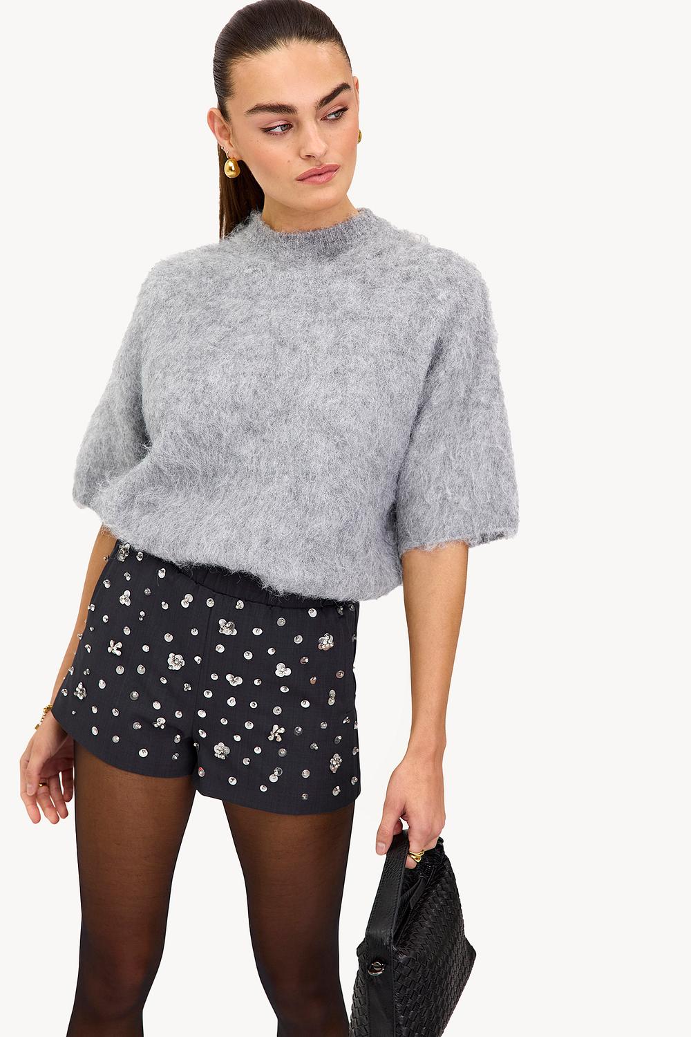 Short gris à paillettes