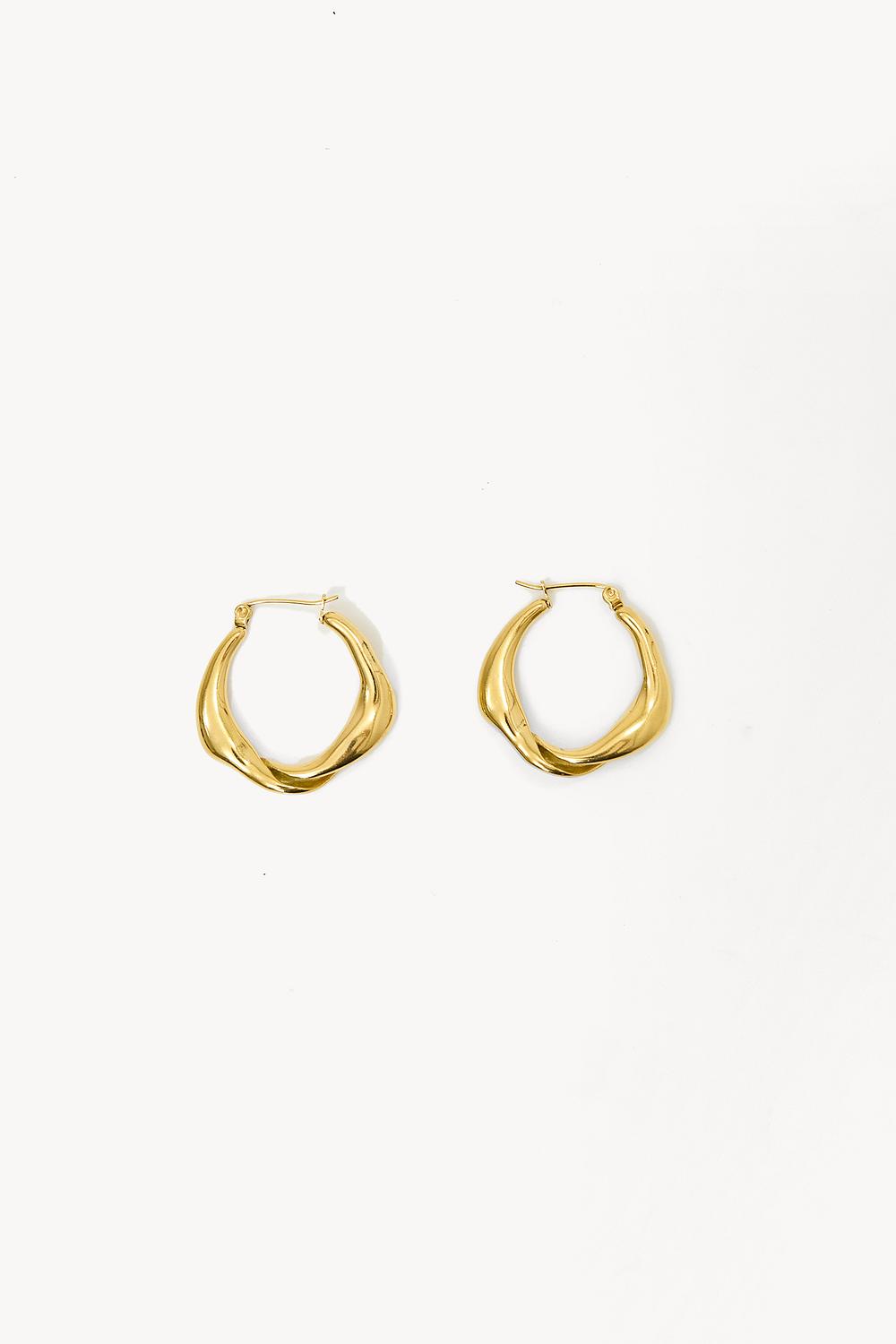 Pendientes dorados