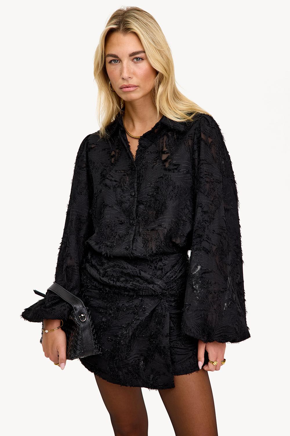 Blusa negra