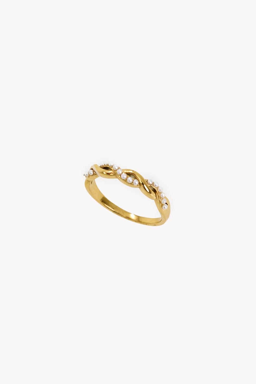 Anillo de oro