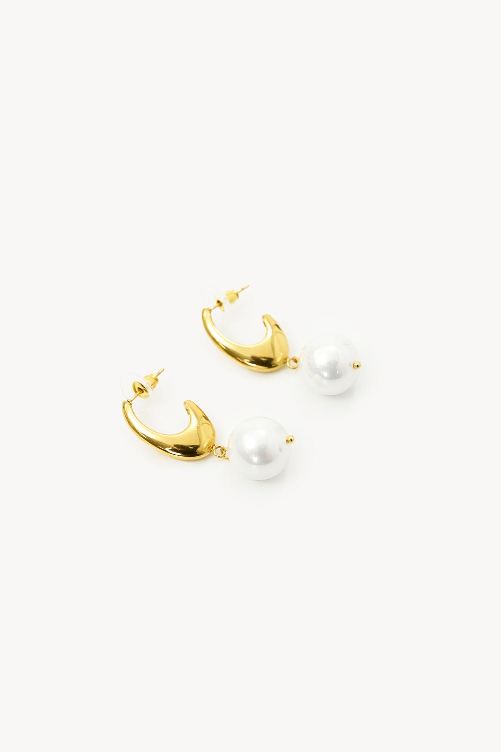 Boucles d'oreilles en or avec perle