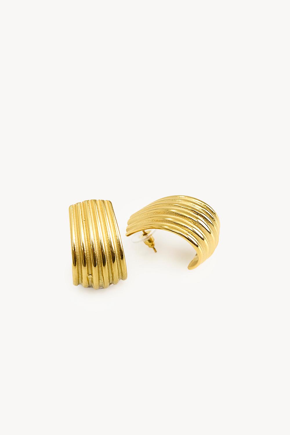 Pendientes dorados