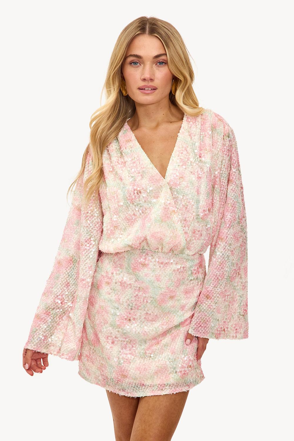 Robe vert clair avec paillettes