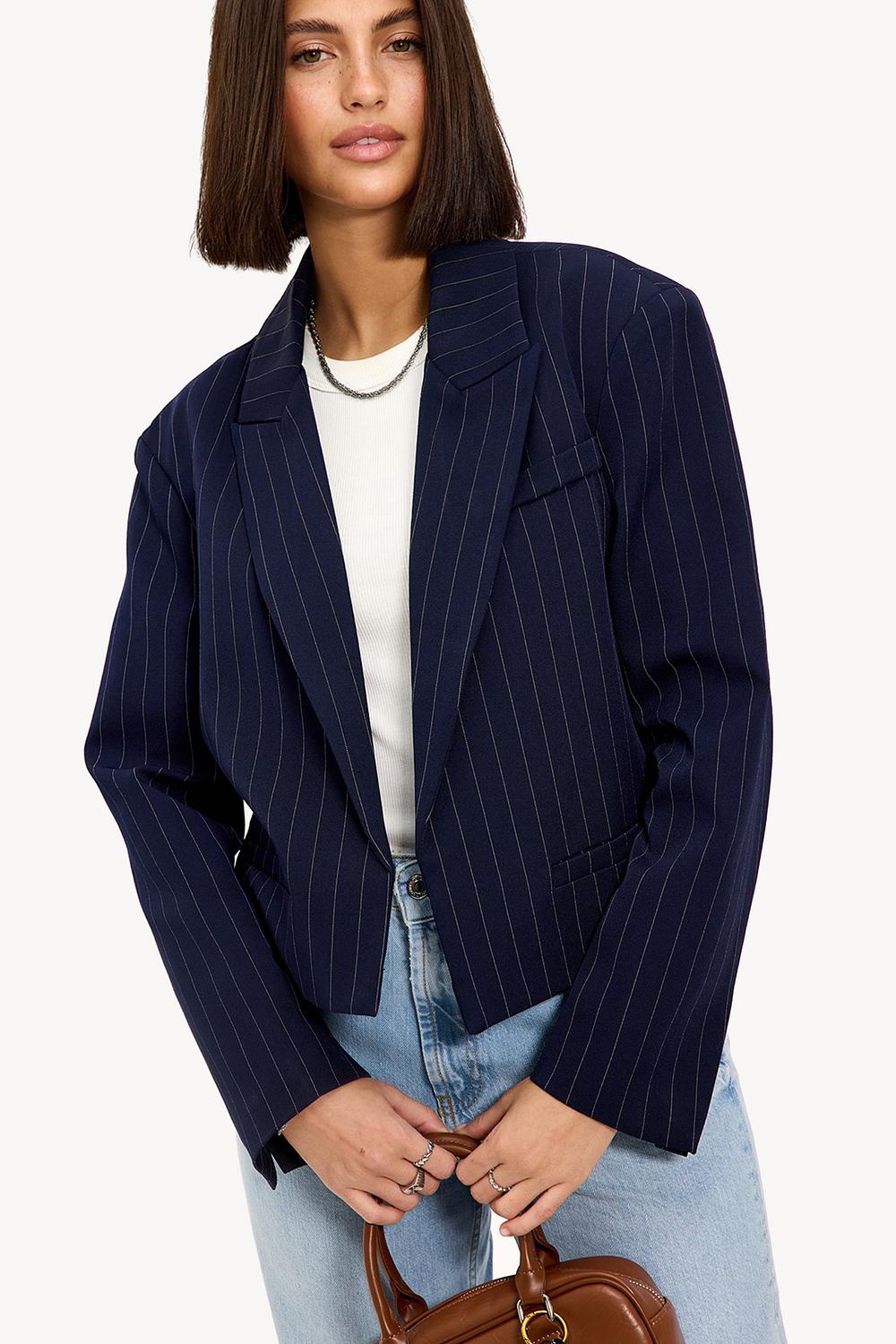 Blazer court bleu à rayures
