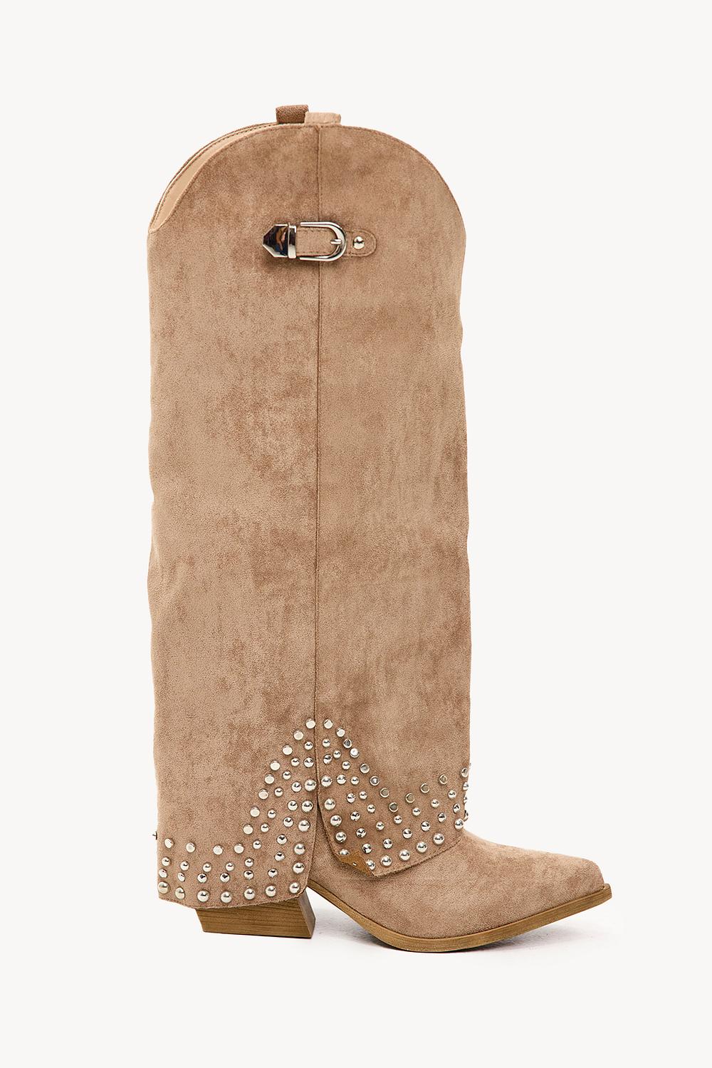Beige laarzen met studs