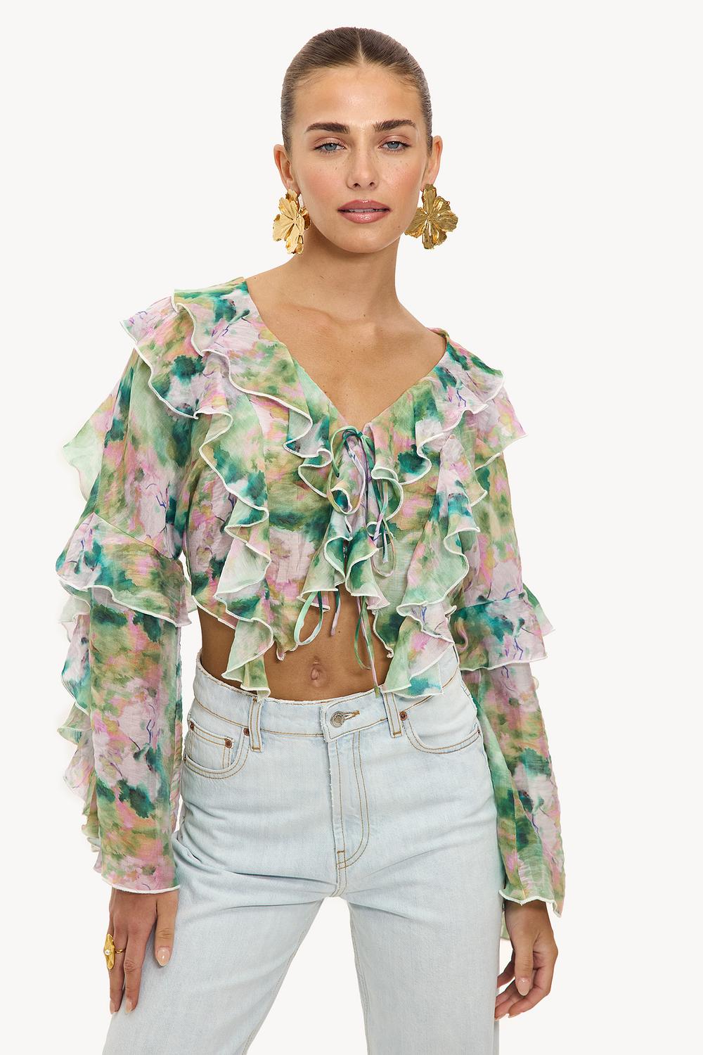 Top verde con volantes