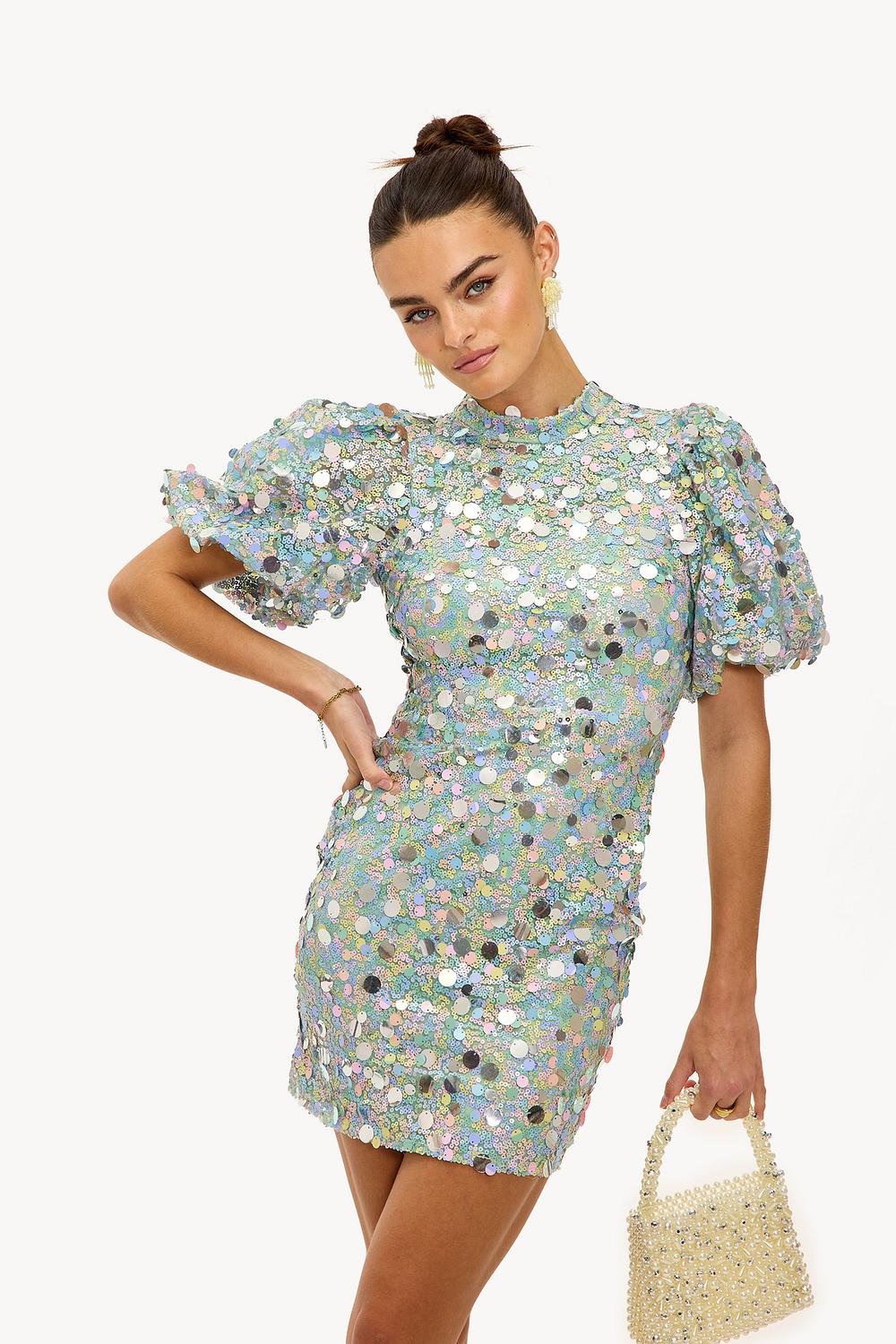 Robe rose à paillettes
