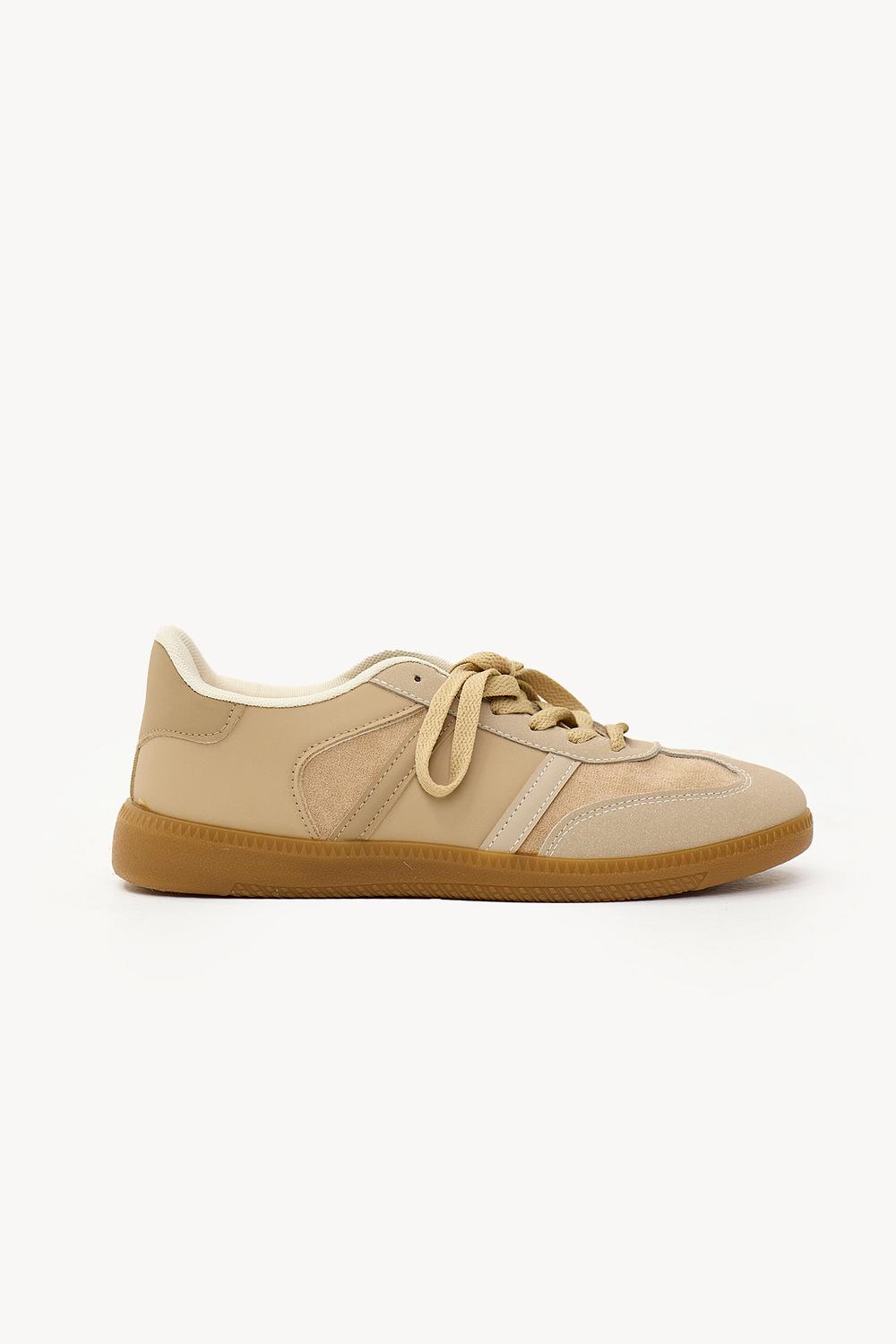 Baskets kaki