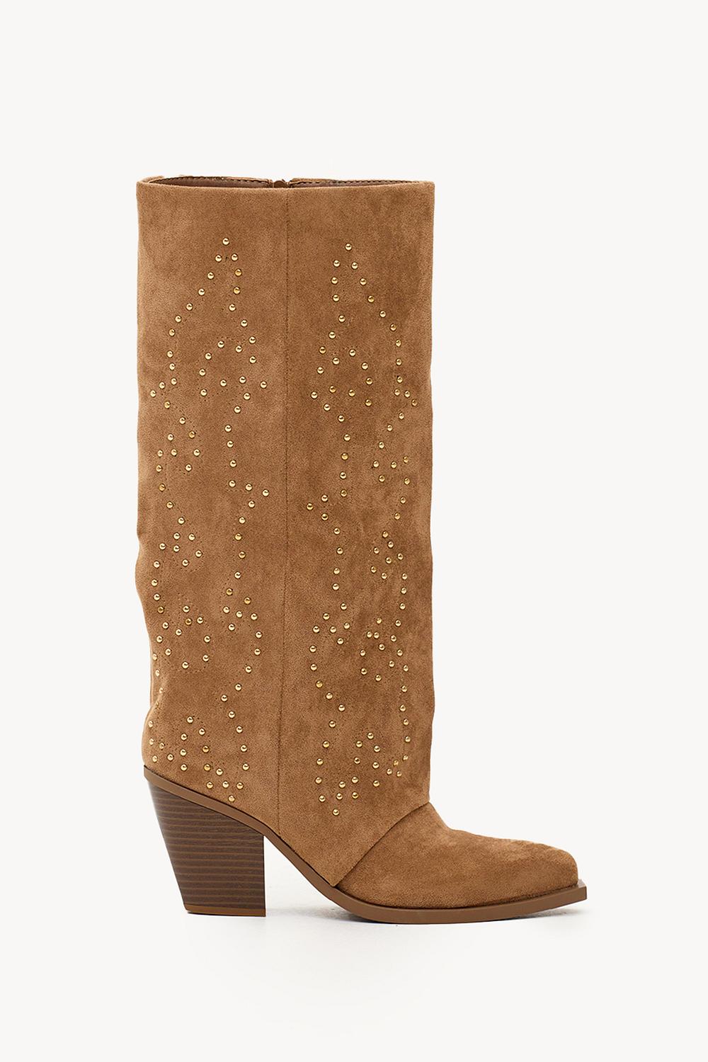 Bottes marron à clous
