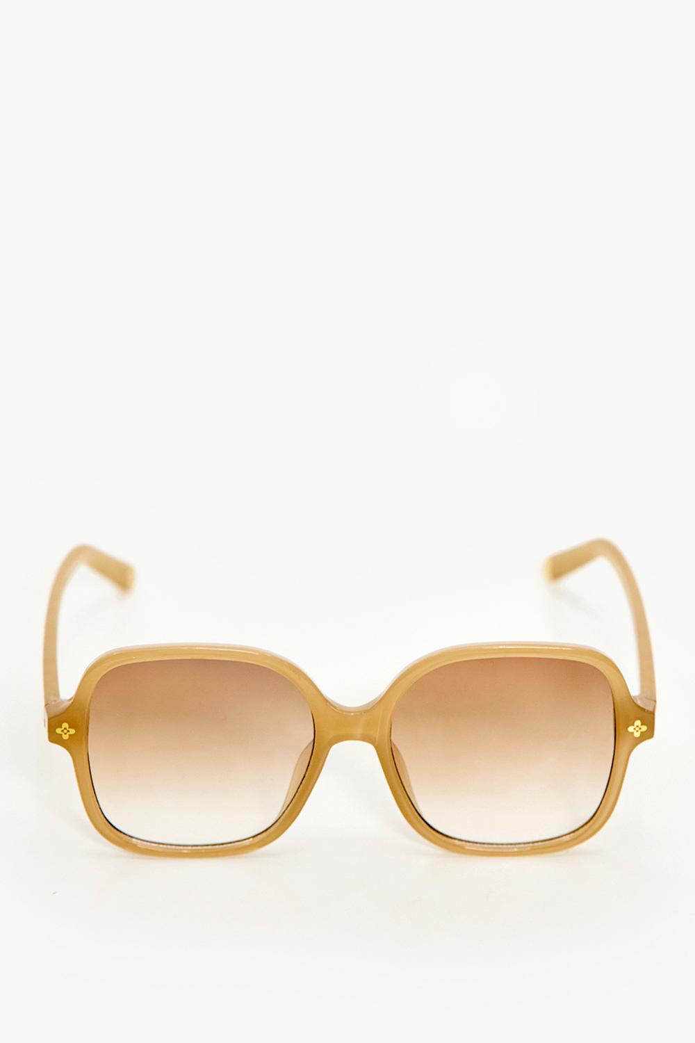 Gafas de sol rosas