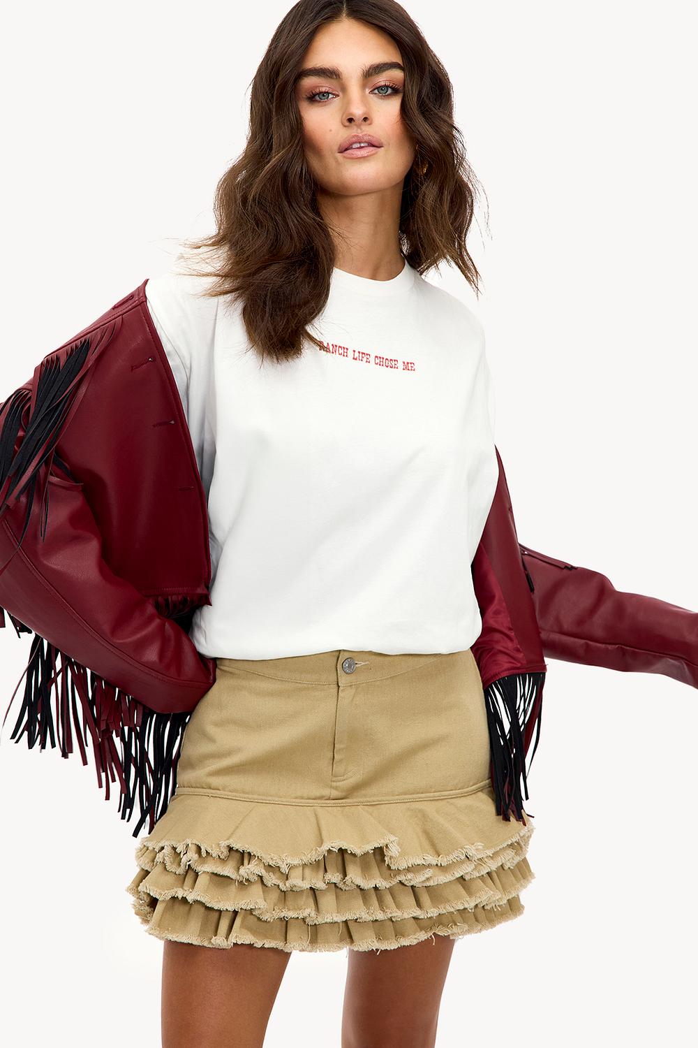 White it-shirt