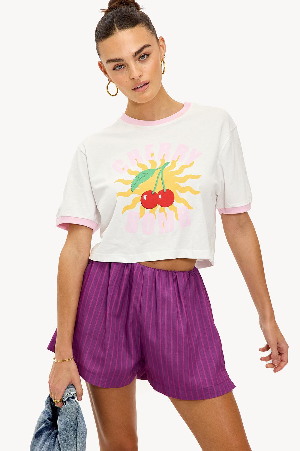 Paarse short met strepen