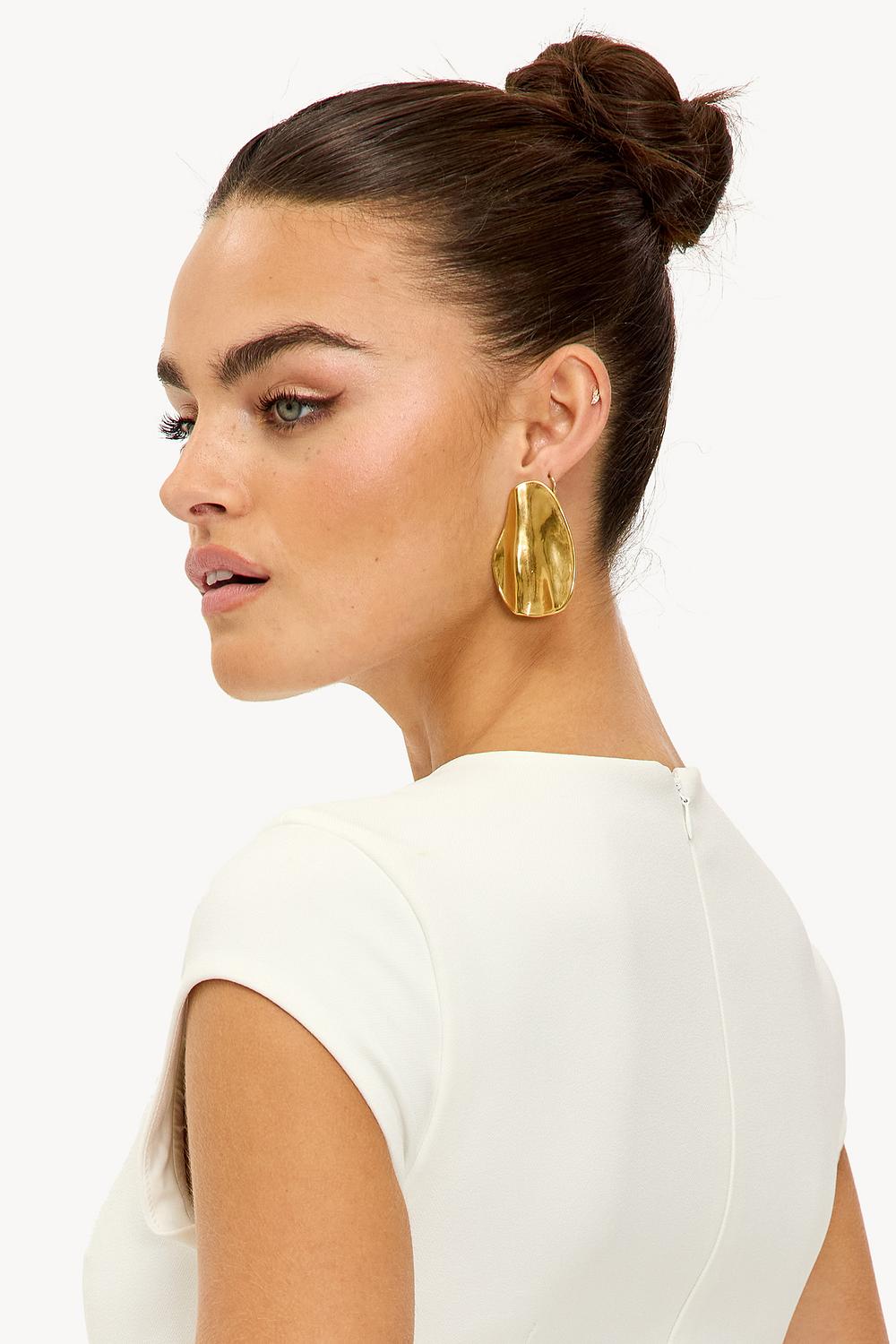 Gold earrings