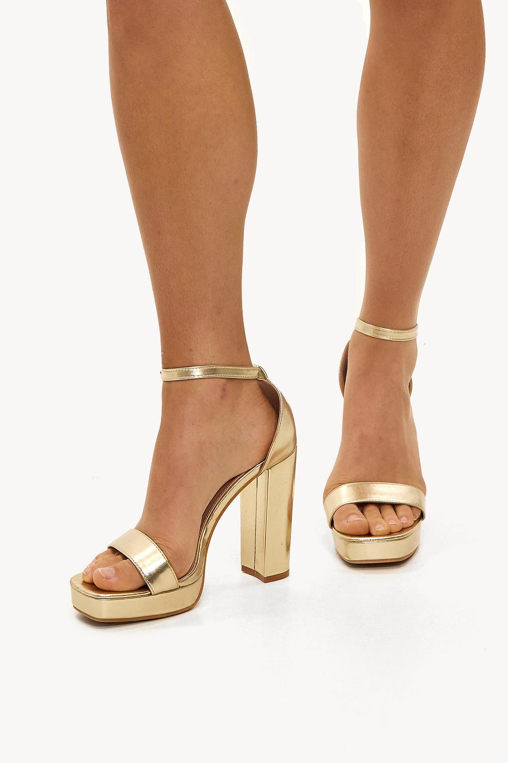 Talons dorés