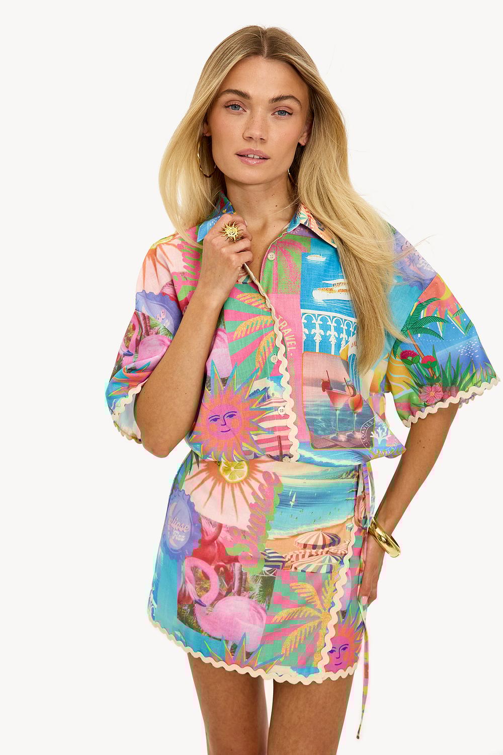 Blue blouse with print