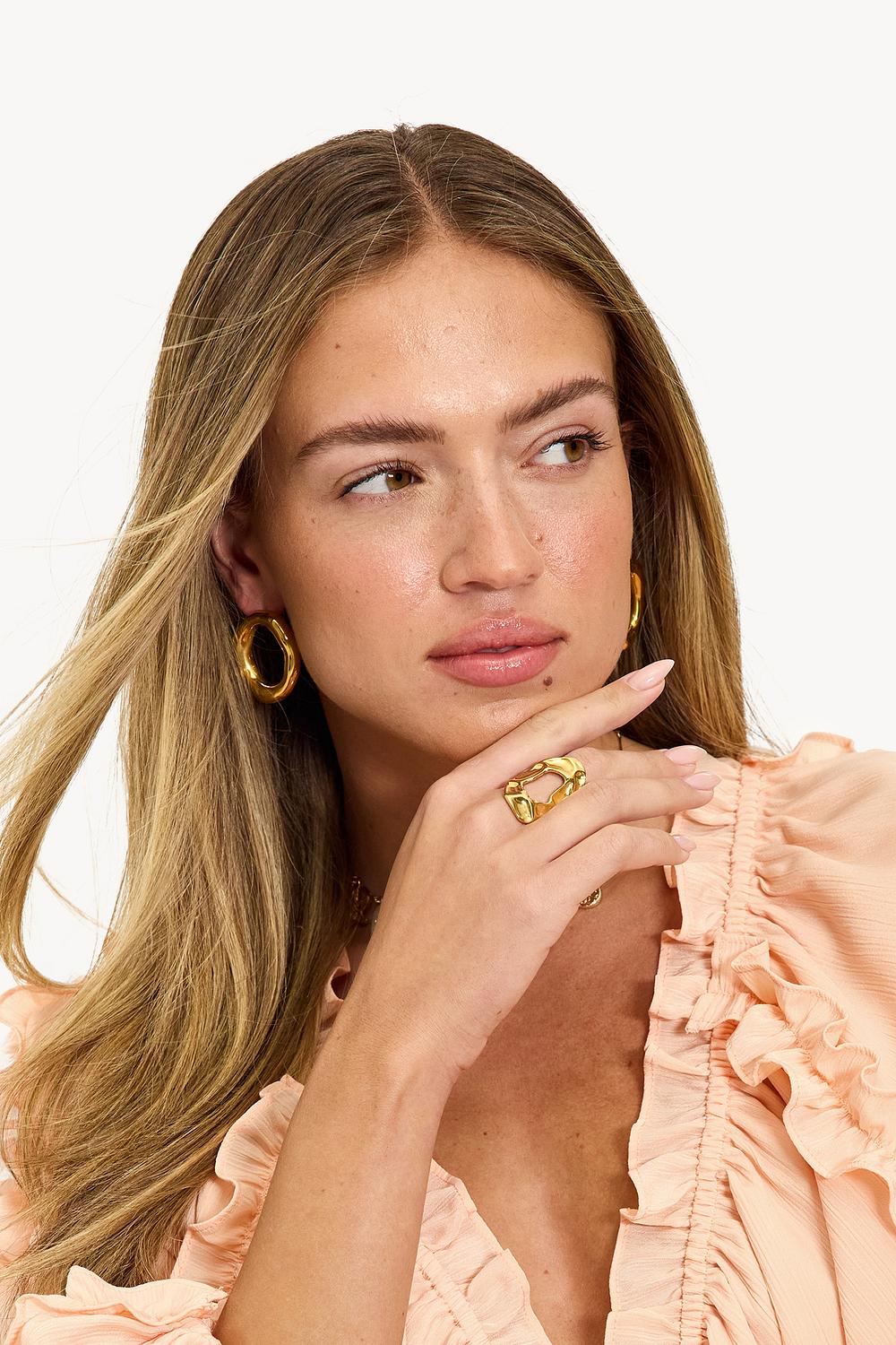 Gold ring