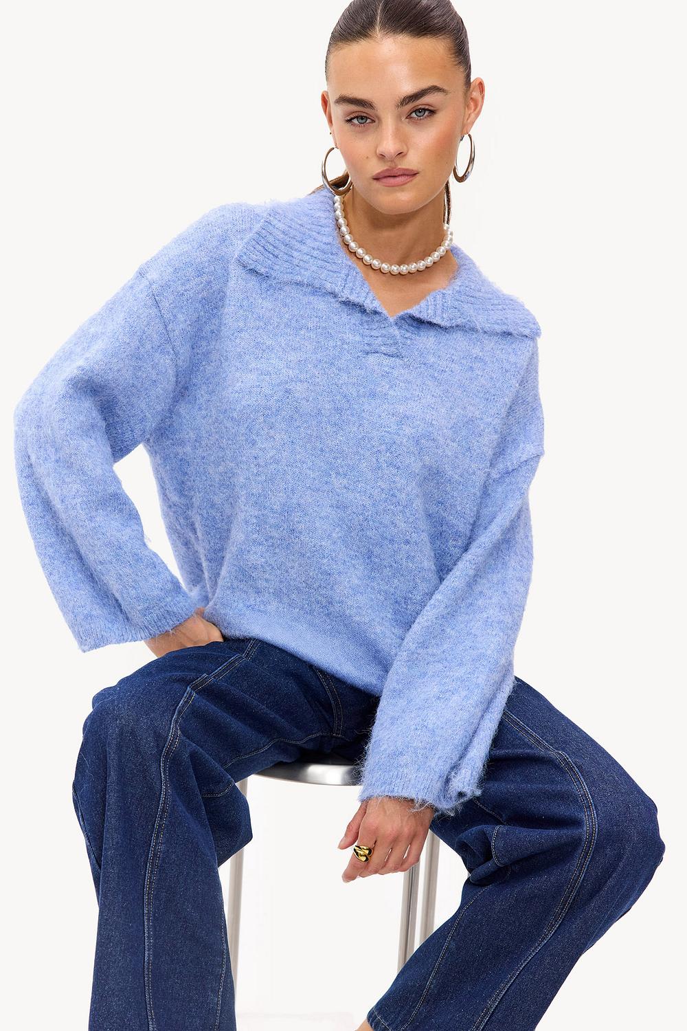 Pull bleu clair